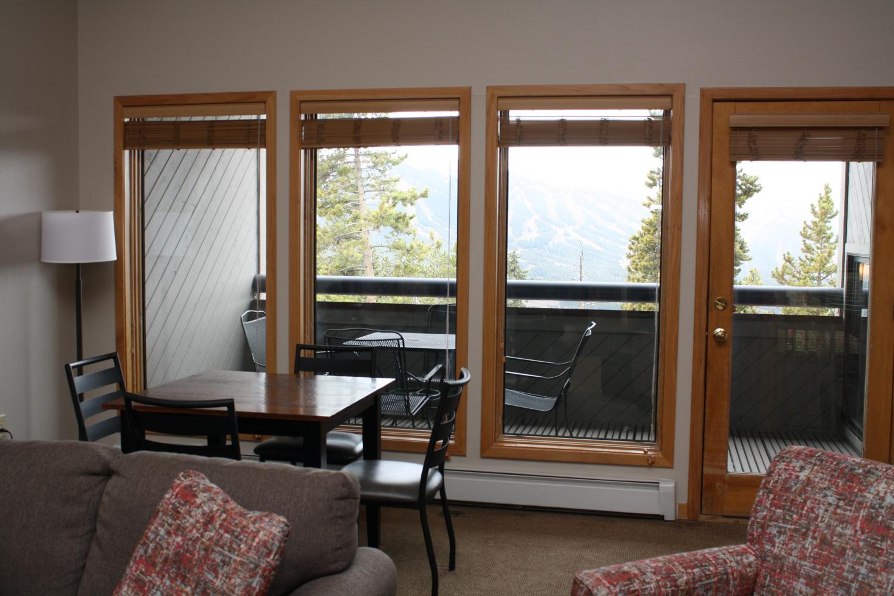 Three-Bedroom Apartment - Photo 10