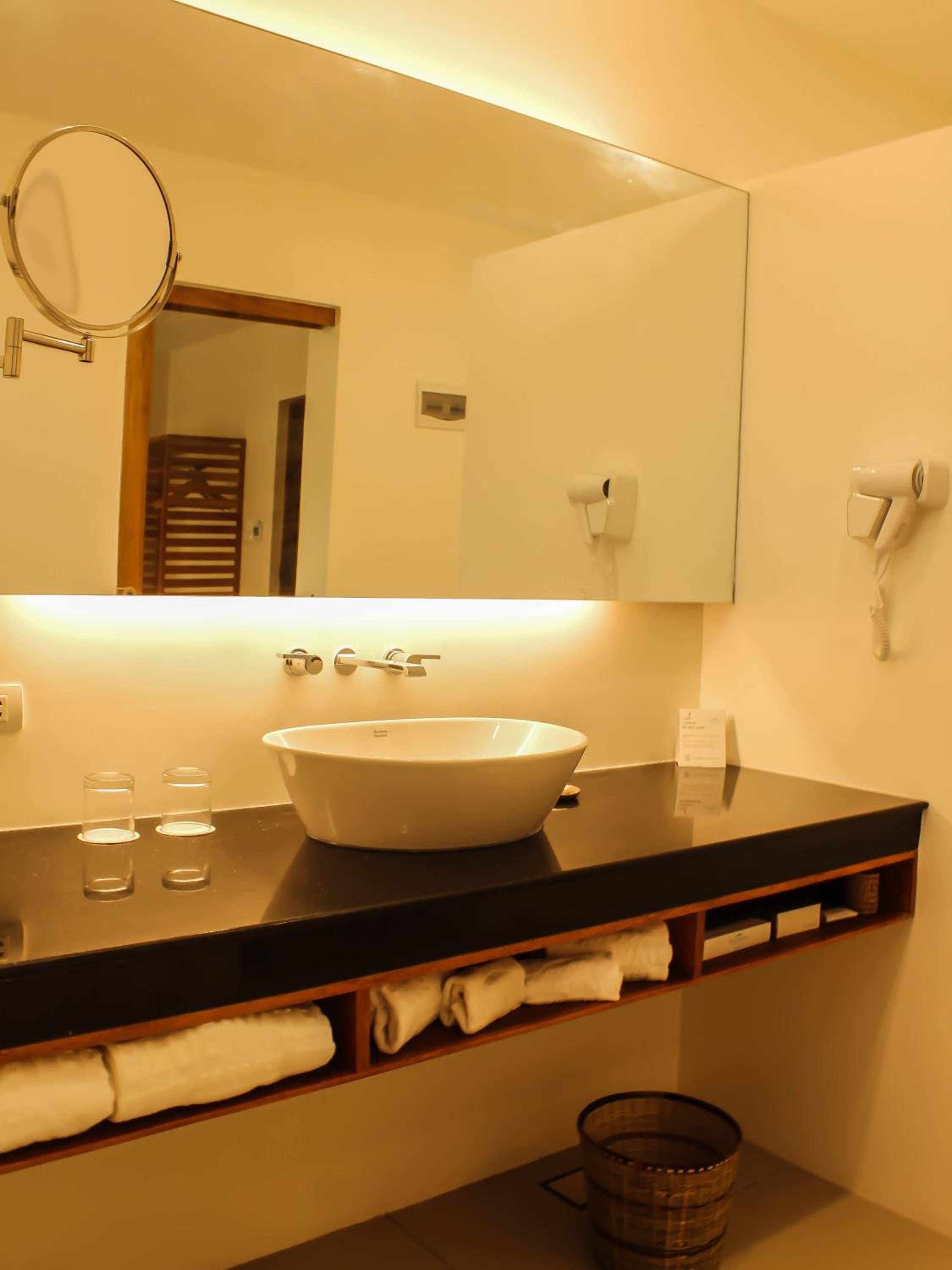 Deluxe Room - Photo 4