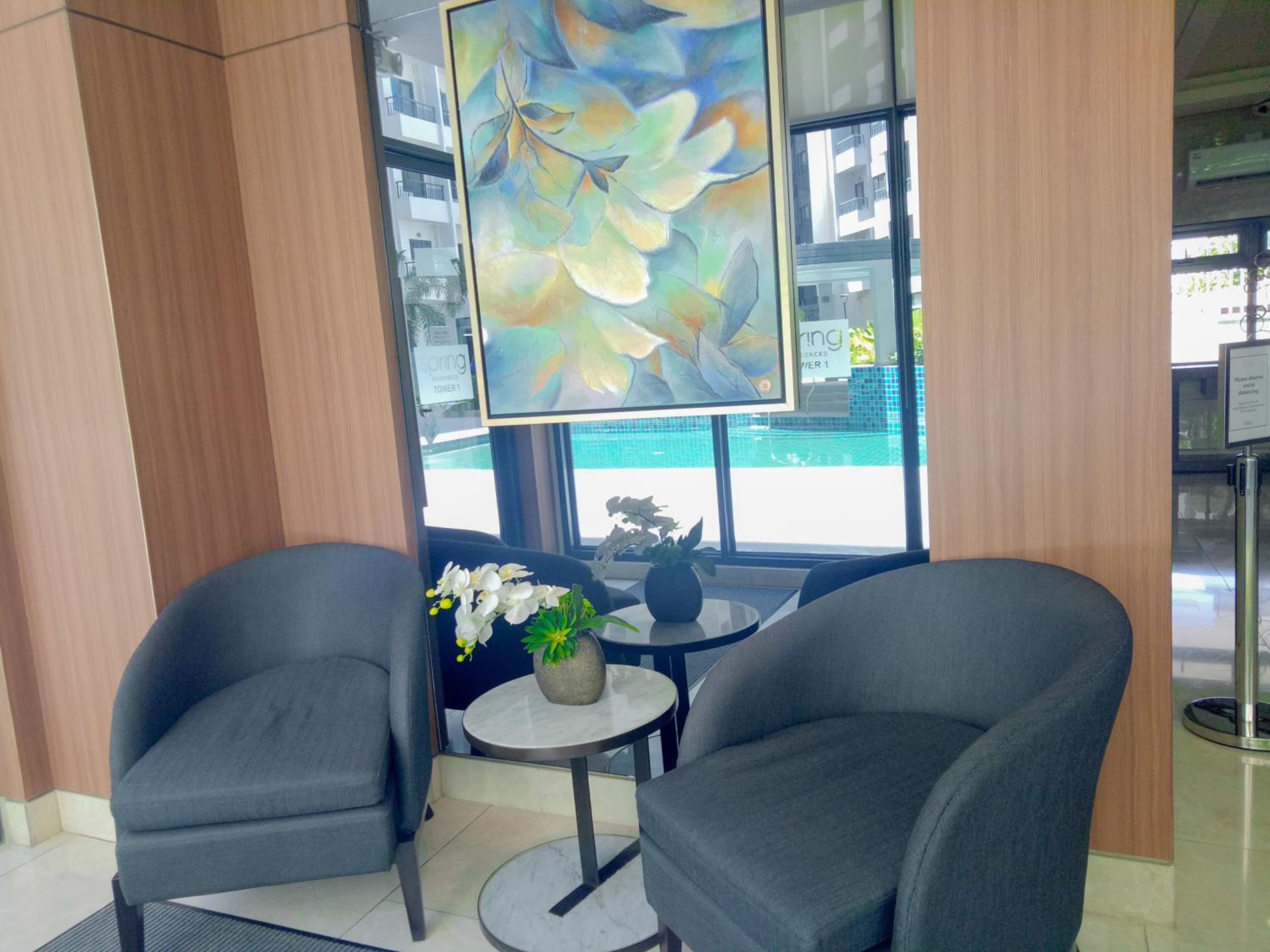 One-Bedroom Apartment - Photo 11