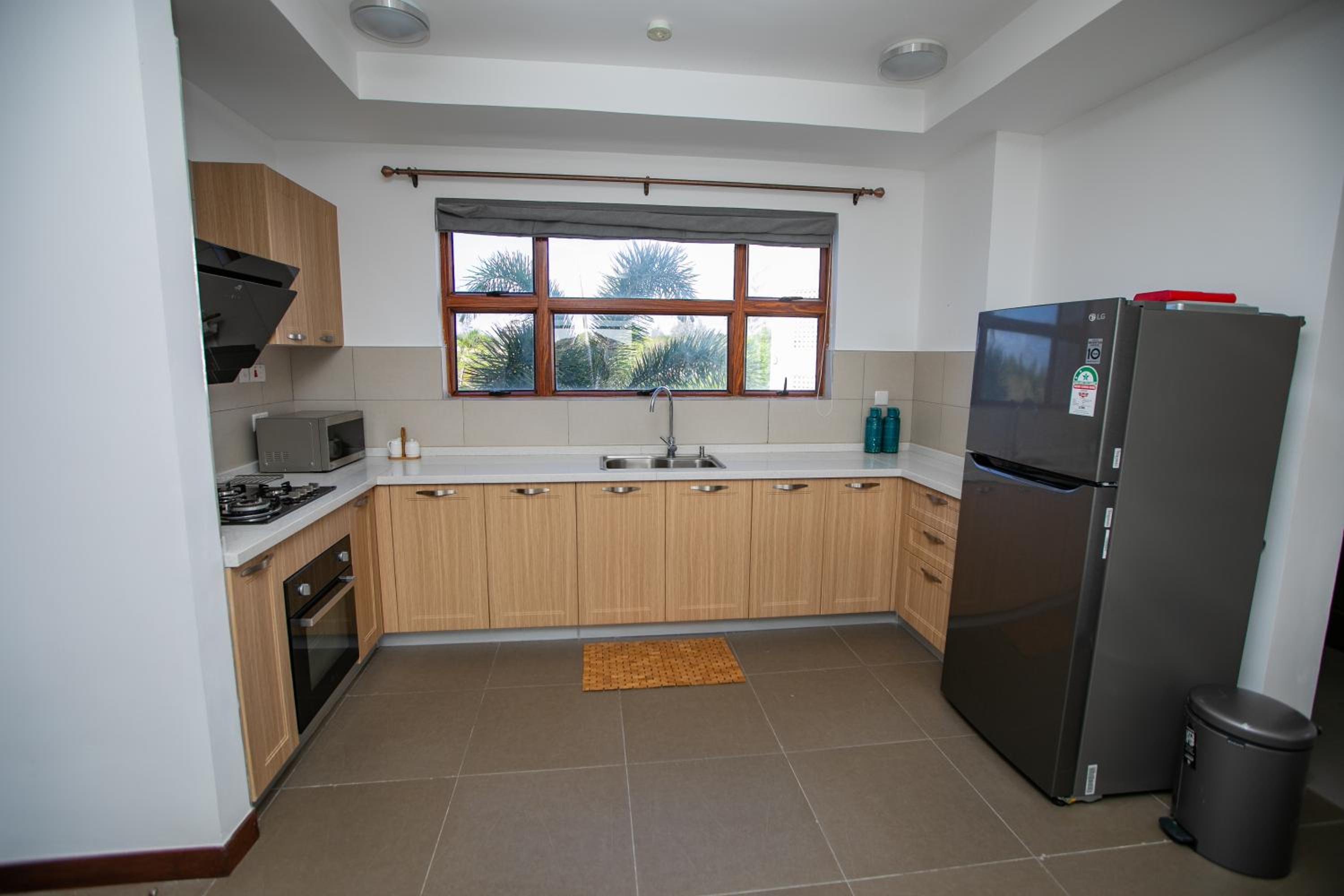 Two-Bedroom Apartment - Photo 17