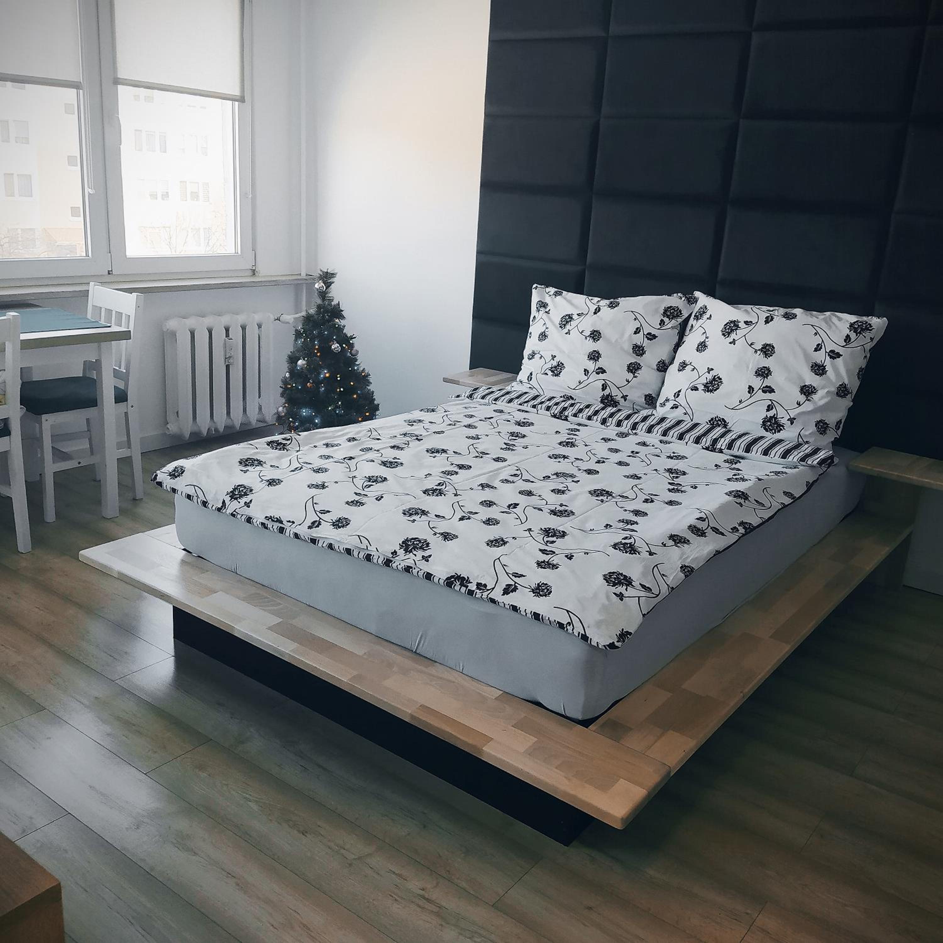 One-Bedroom Apartment - Photo 14