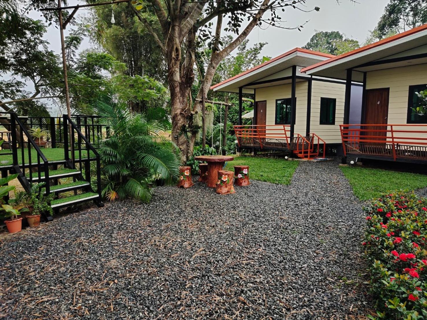 Double Room - Photo 12