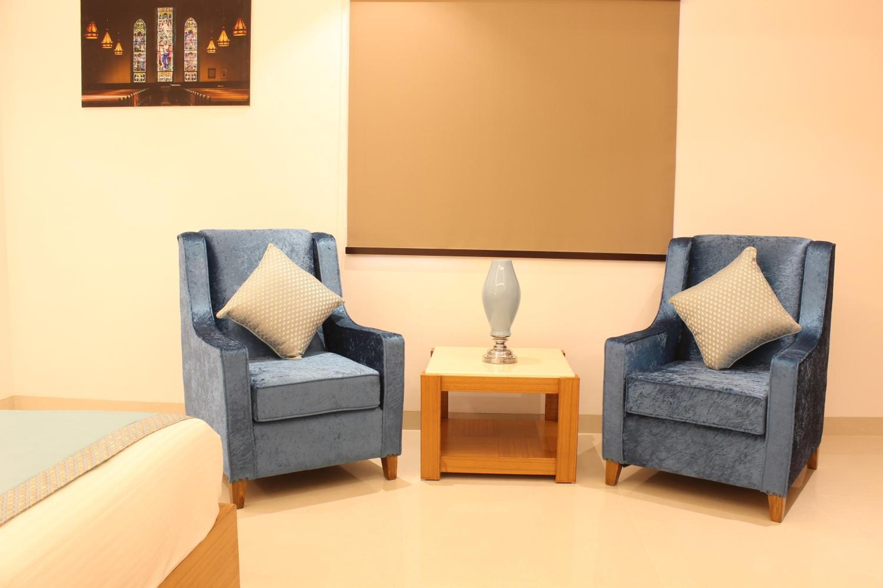Premium Room - Photo 12