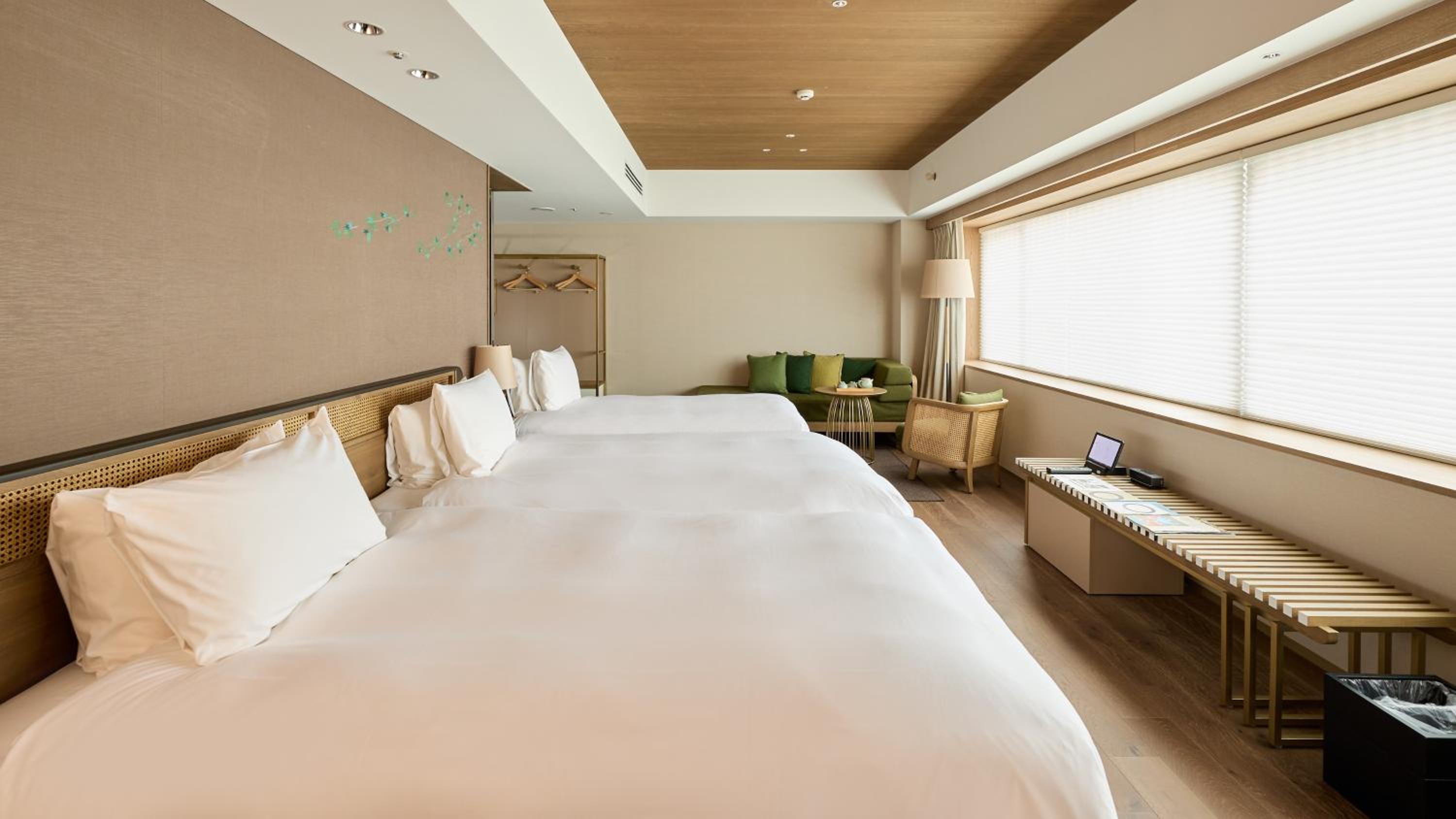 Deluxe Grand Twin Room - 3 Adults photo 1