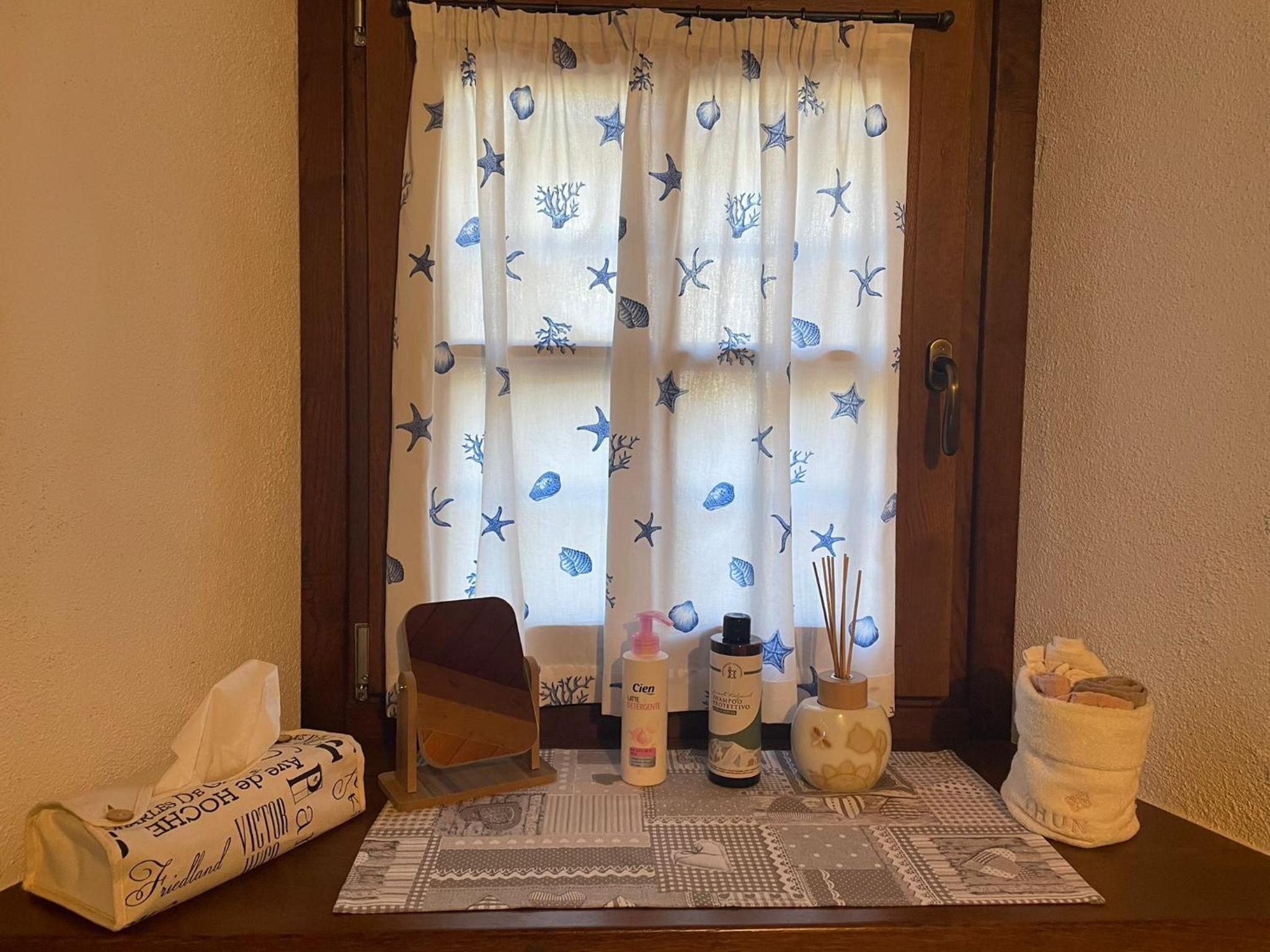 Double Room with Private Bathroom - Photo 3