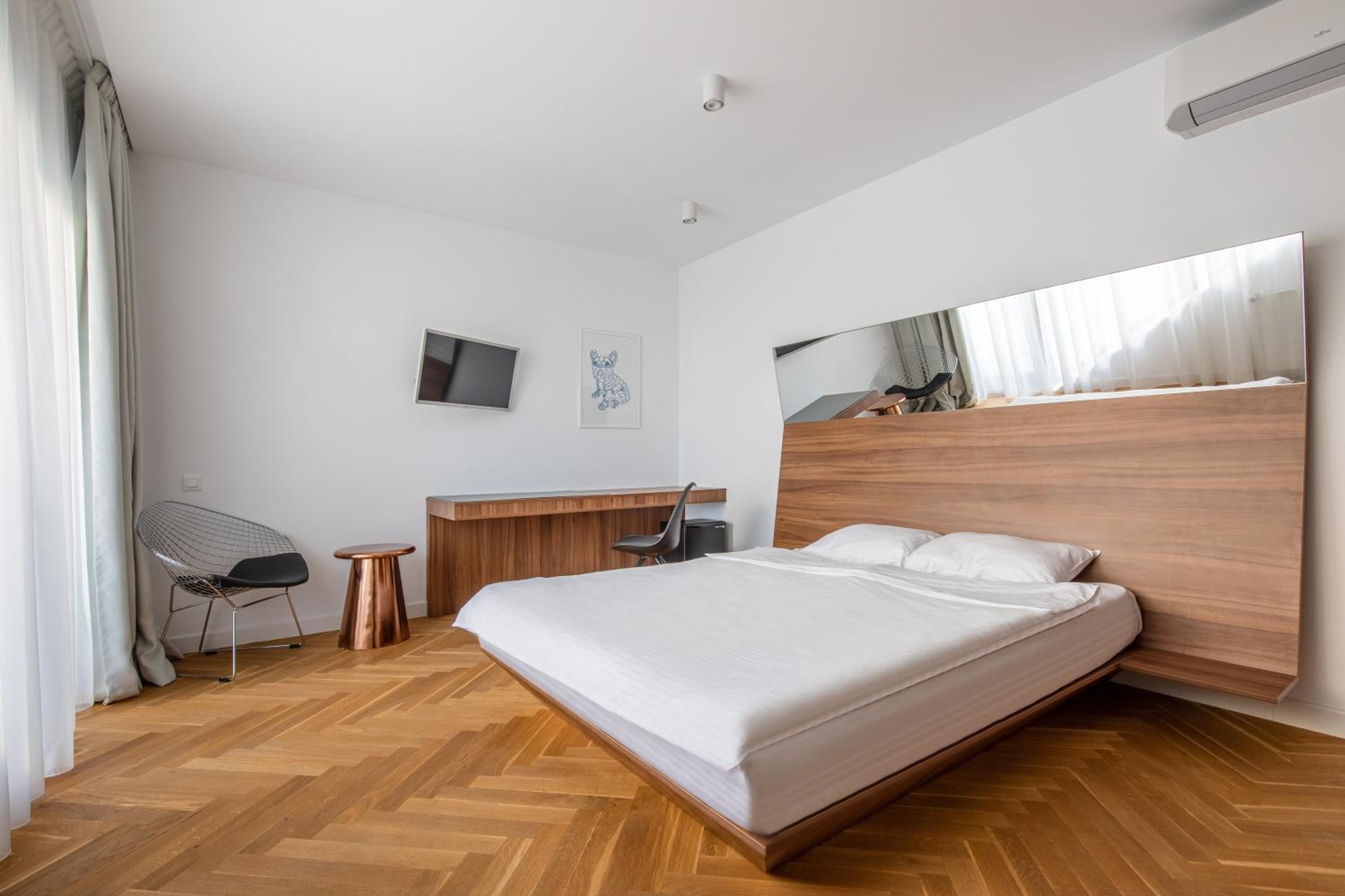 Business Deluxe Double Room - Photo 1