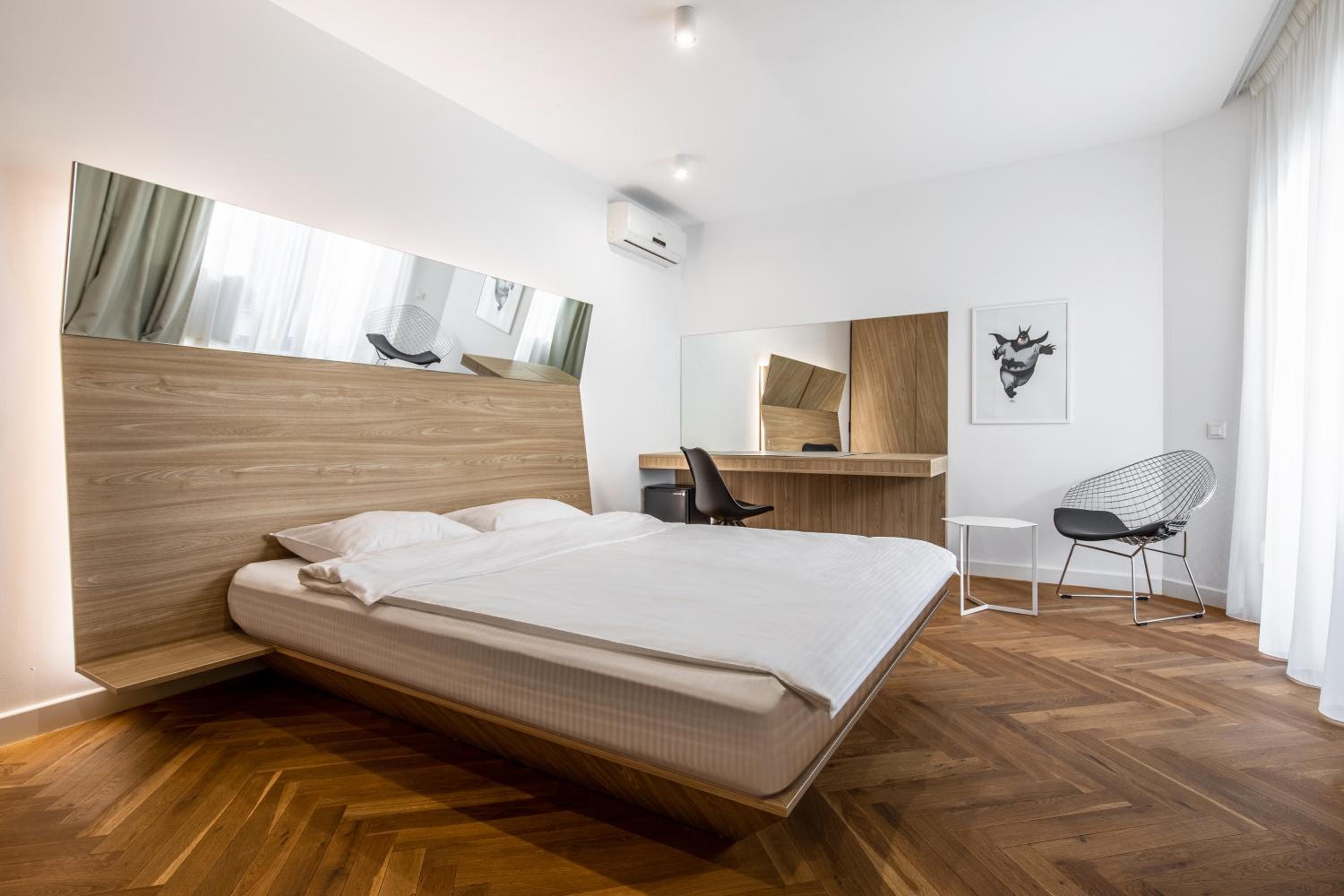 Business Deluxe Double Room - Photo 9