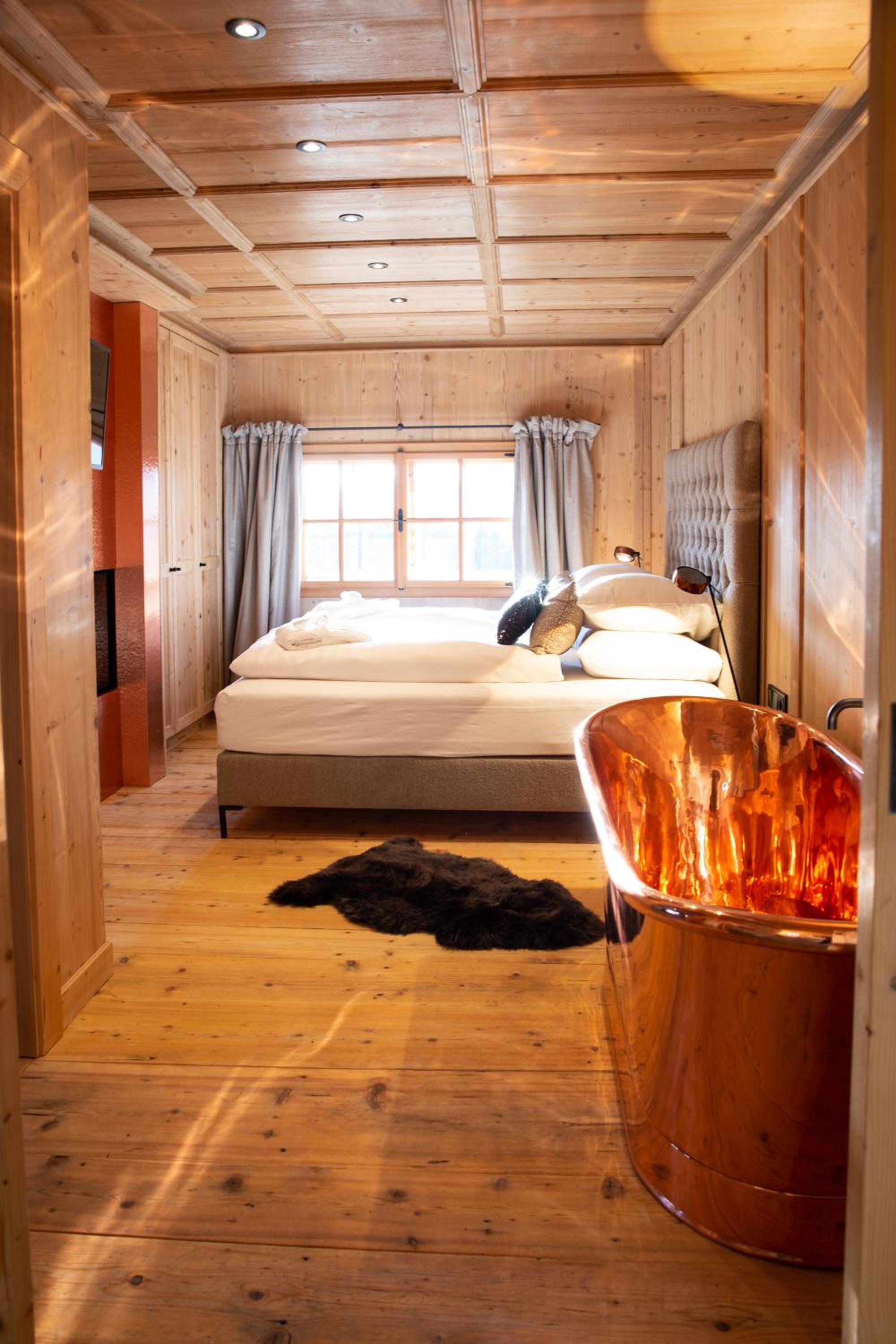 Two-Bedroom Chalet - Photo 7