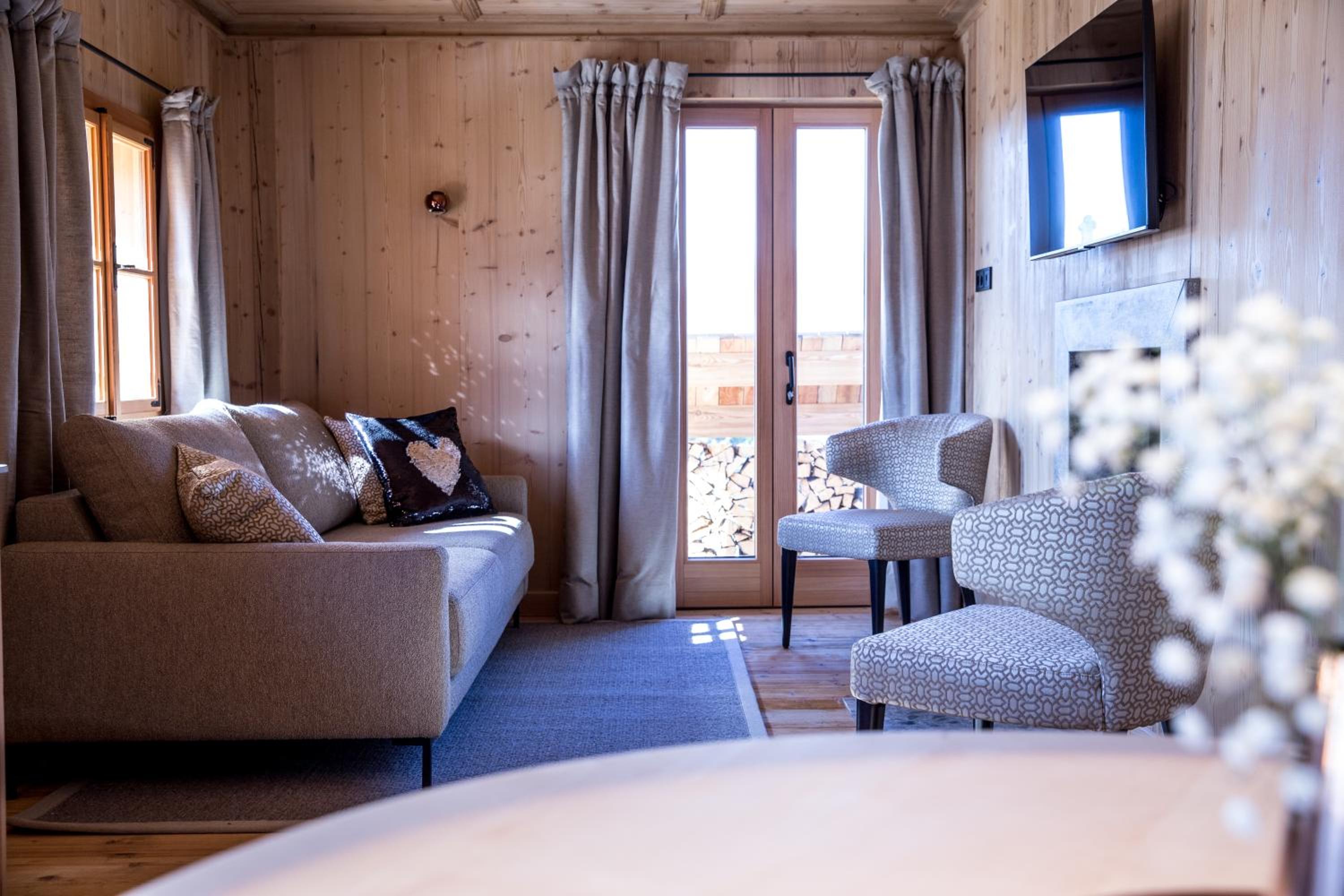 Two-Bedroom Chalet - Photo 6