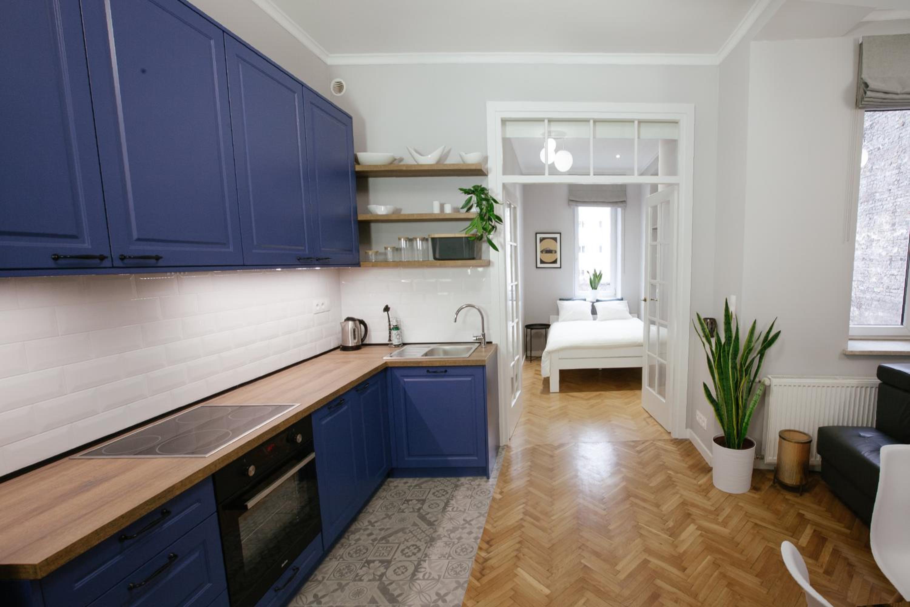 One-Bedroom Apartment - Photo 3