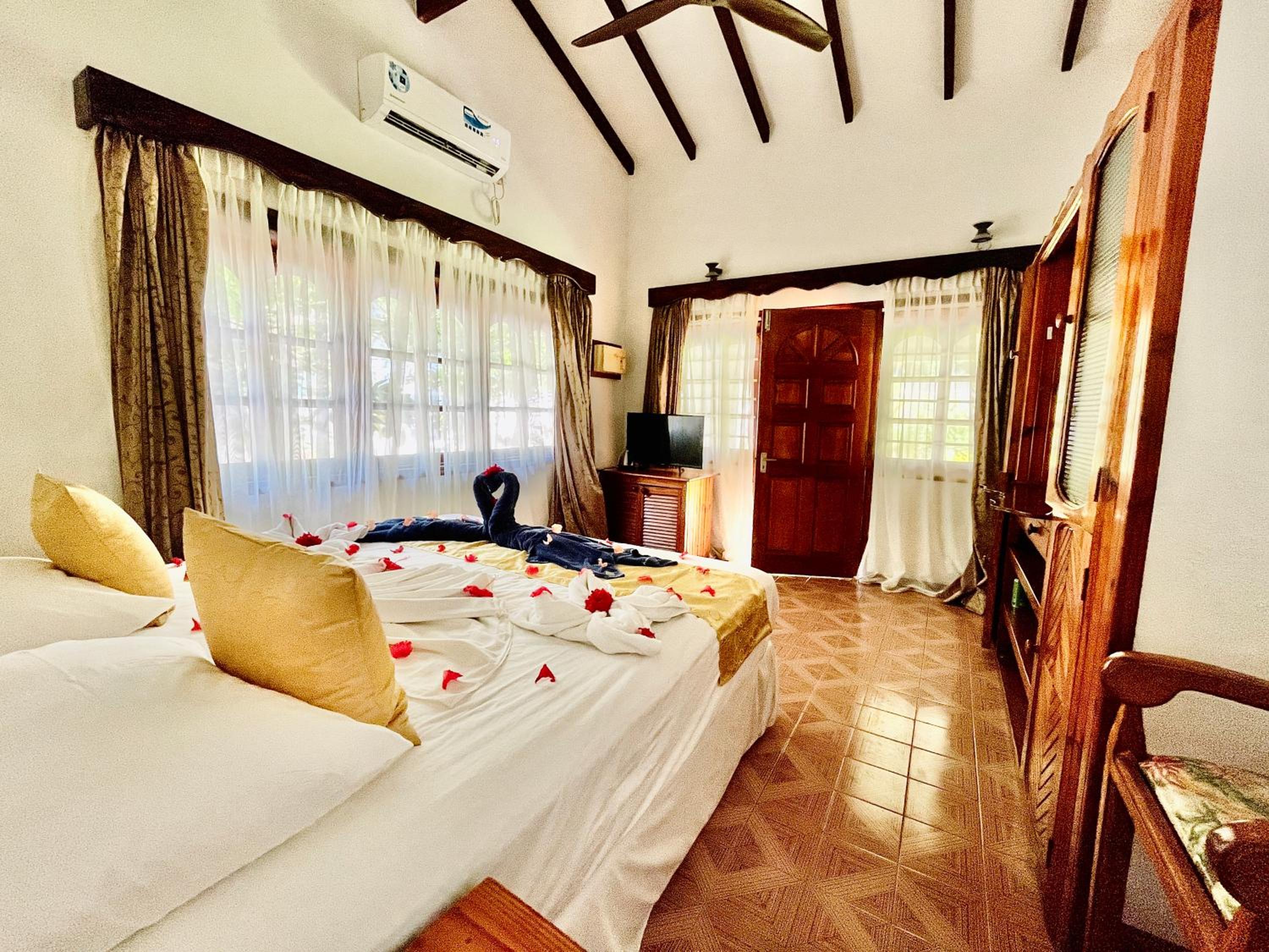 Standard Double Room with Garden View photo 1