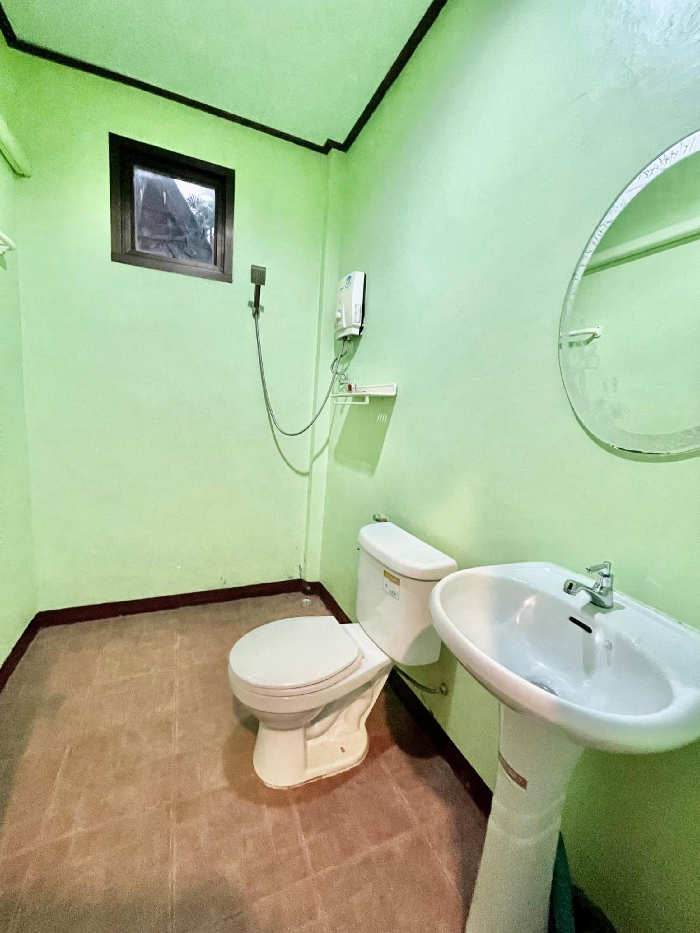 Standard Twin Room with Garden View photo 2