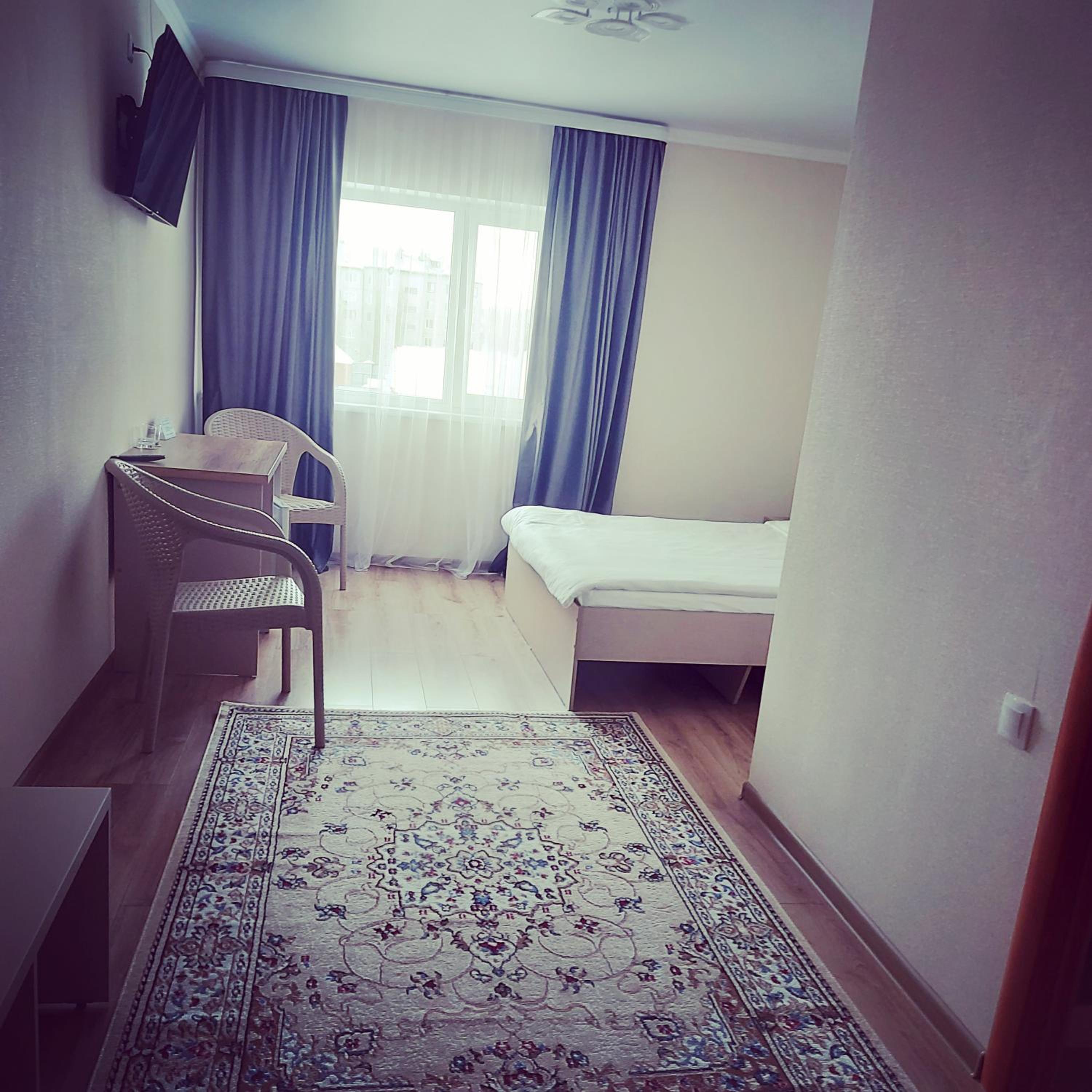 Deluxe Double Room with Shower photo 3