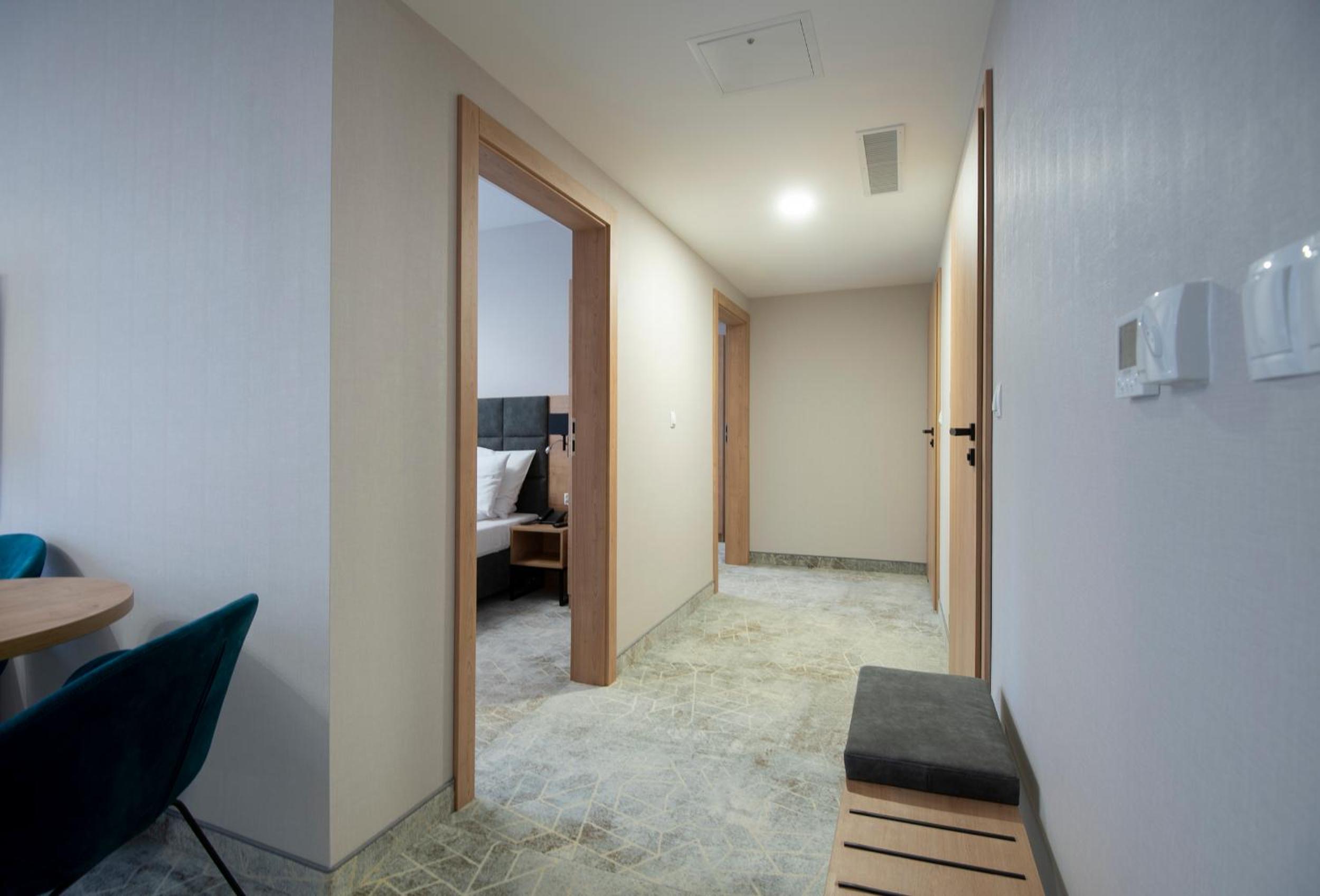 Deluxe Triple Room photo 3