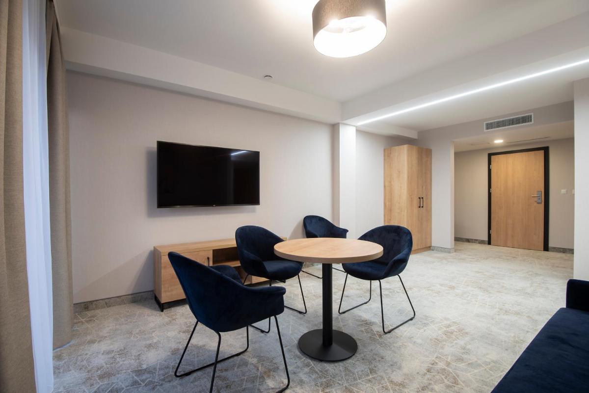 Triple Room with Balcony photo 3