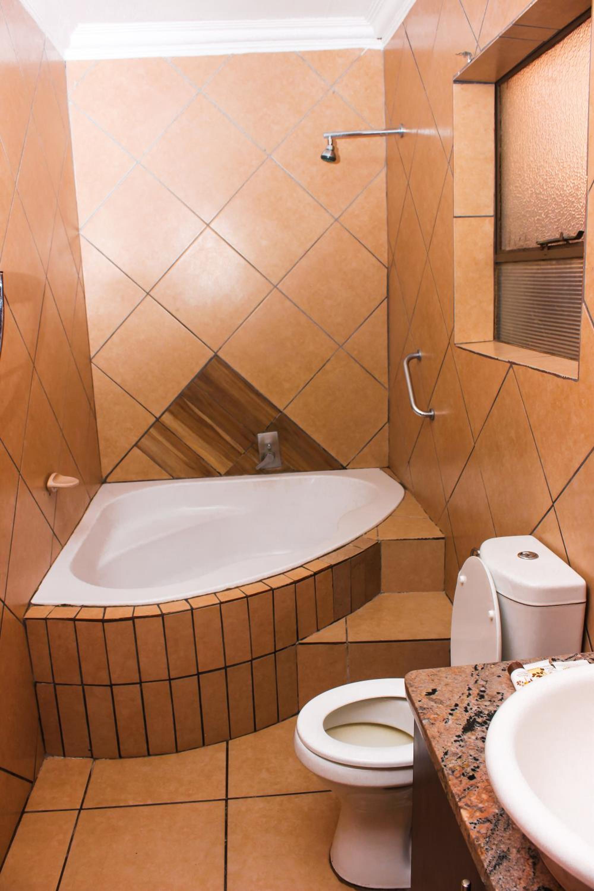  Double Room - Photo 8