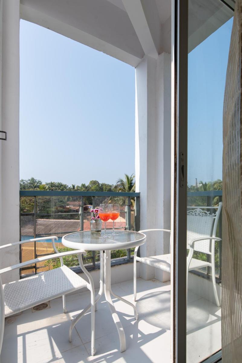 Study Room with Balcony photo 3
