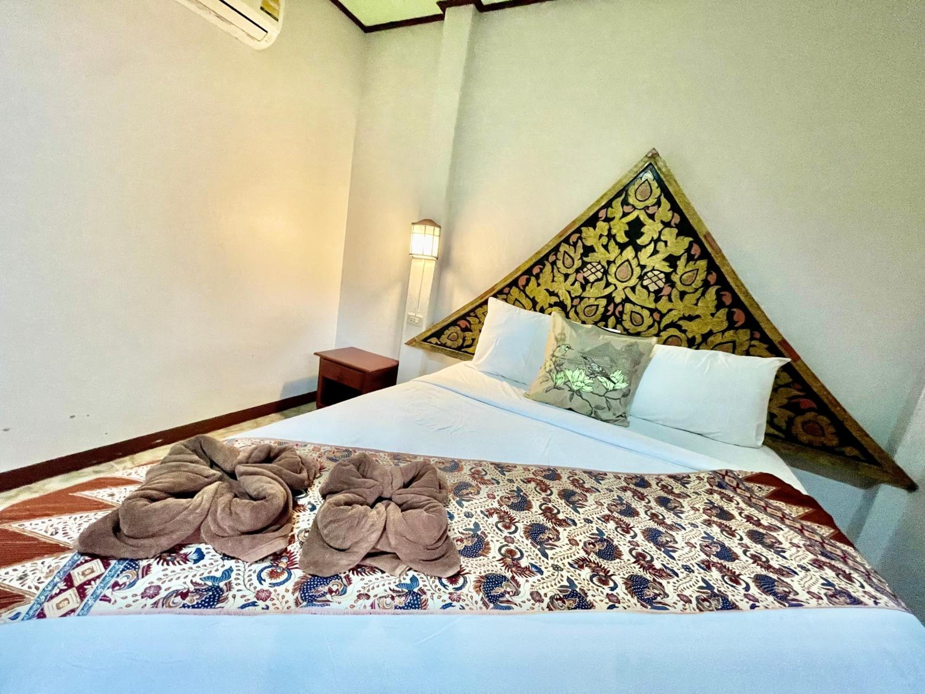 Deluxe Double Room with Balcony photo 1