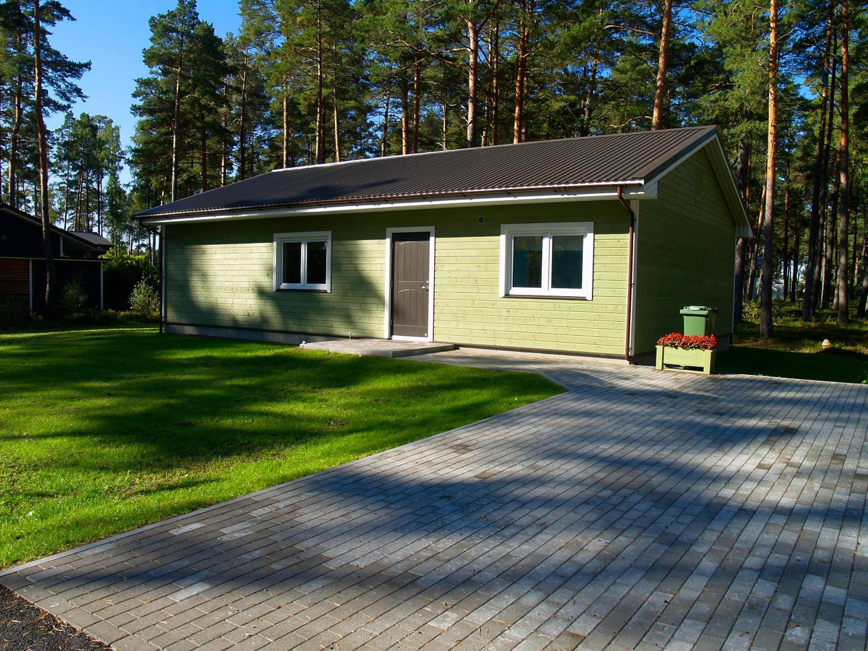 Three-Bedroom House - Photo 1