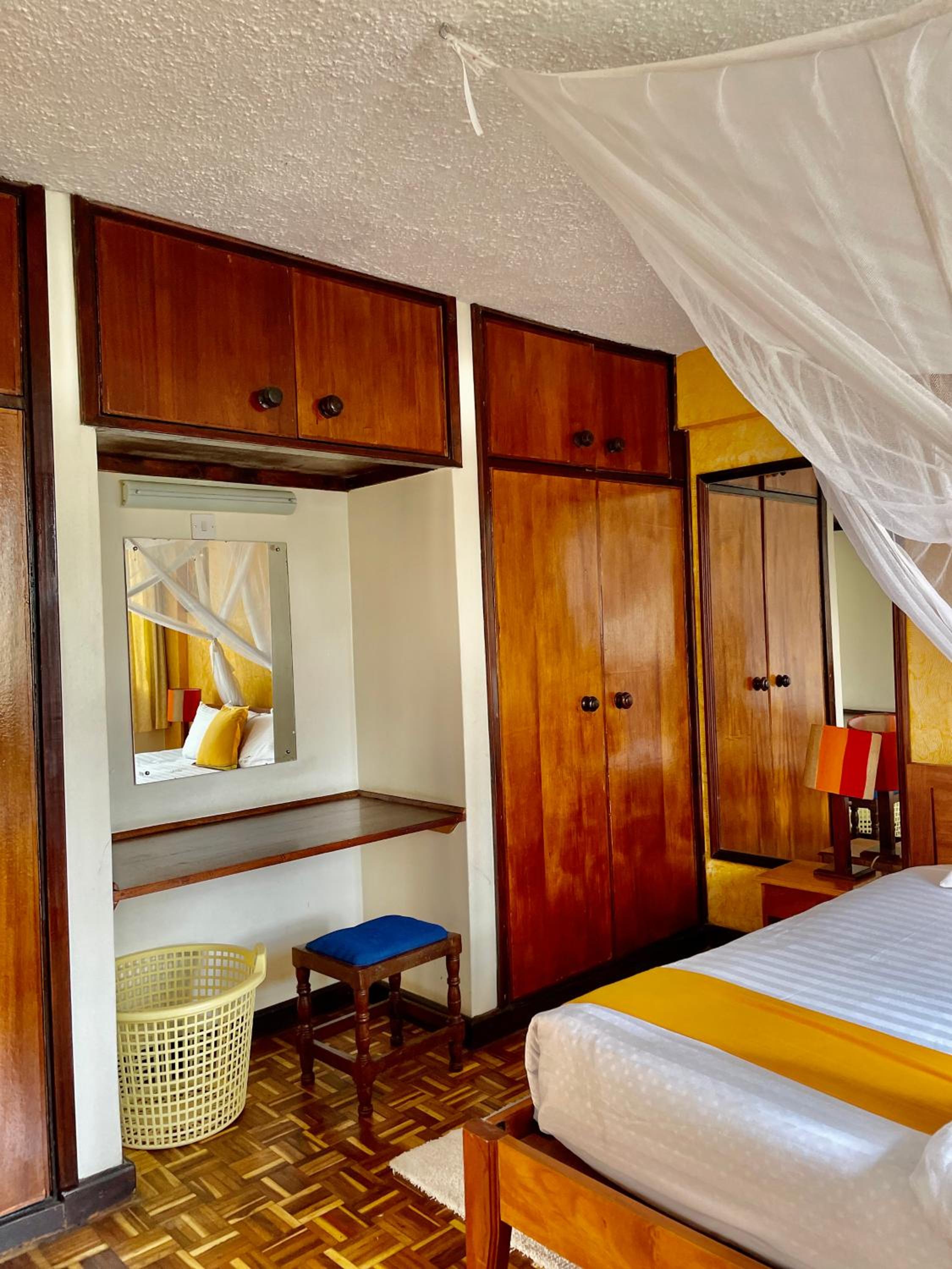 Kenya Comfort Suites — photo 82
