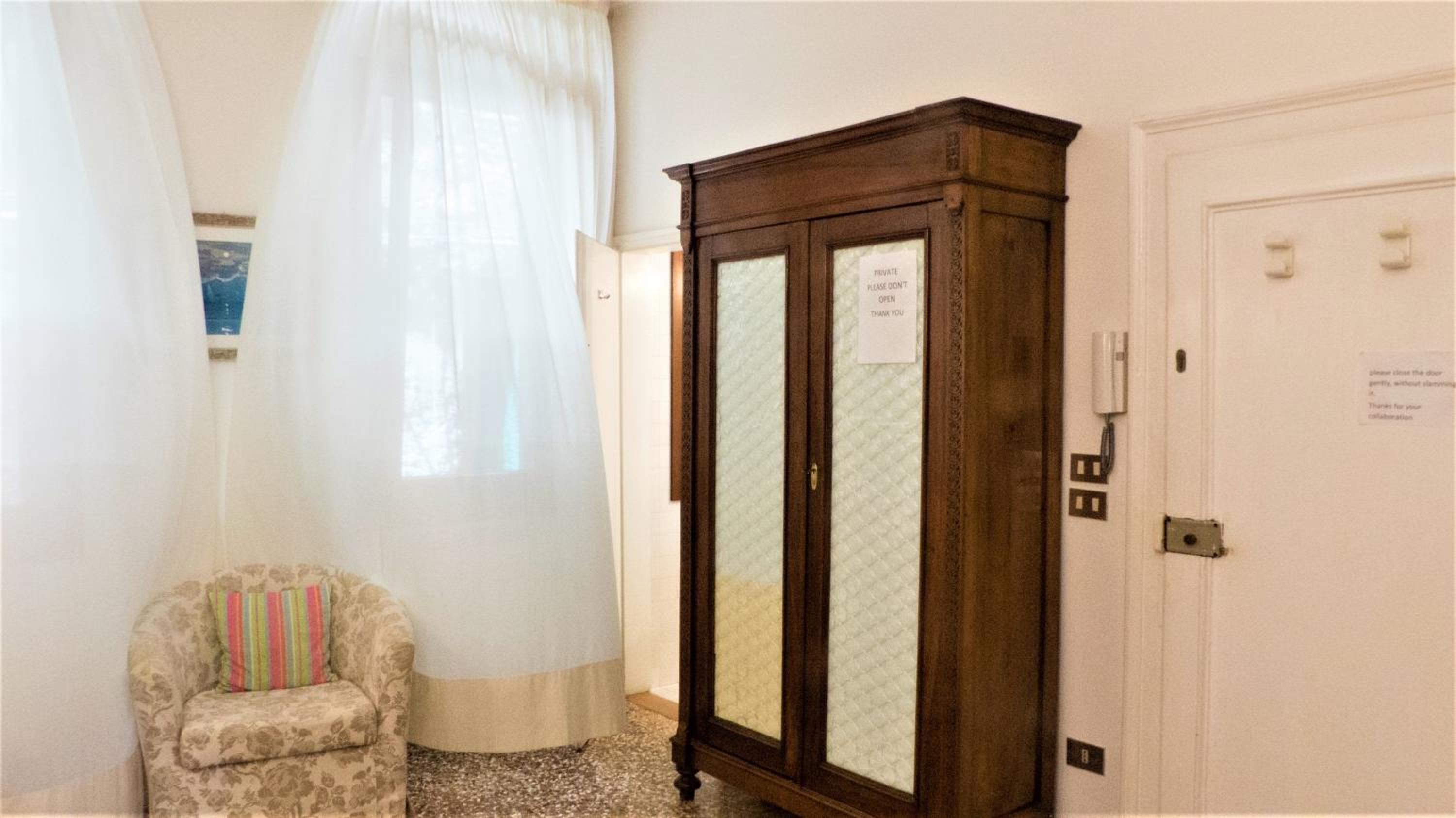 Two-Bedroom Apartment - Calle Dei Todeschini, San Polo 1225 photo 3