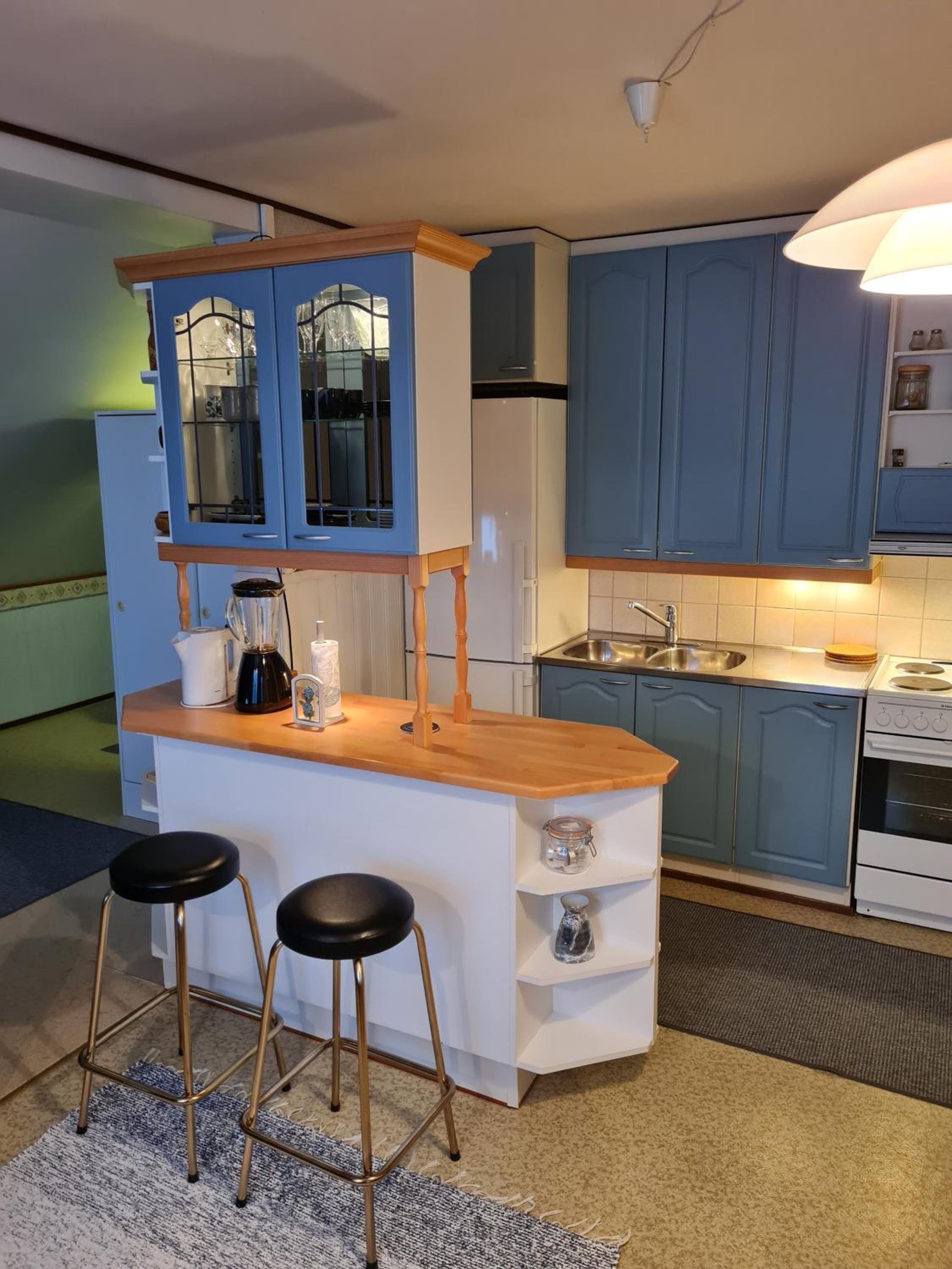 Apartment - Photo 2