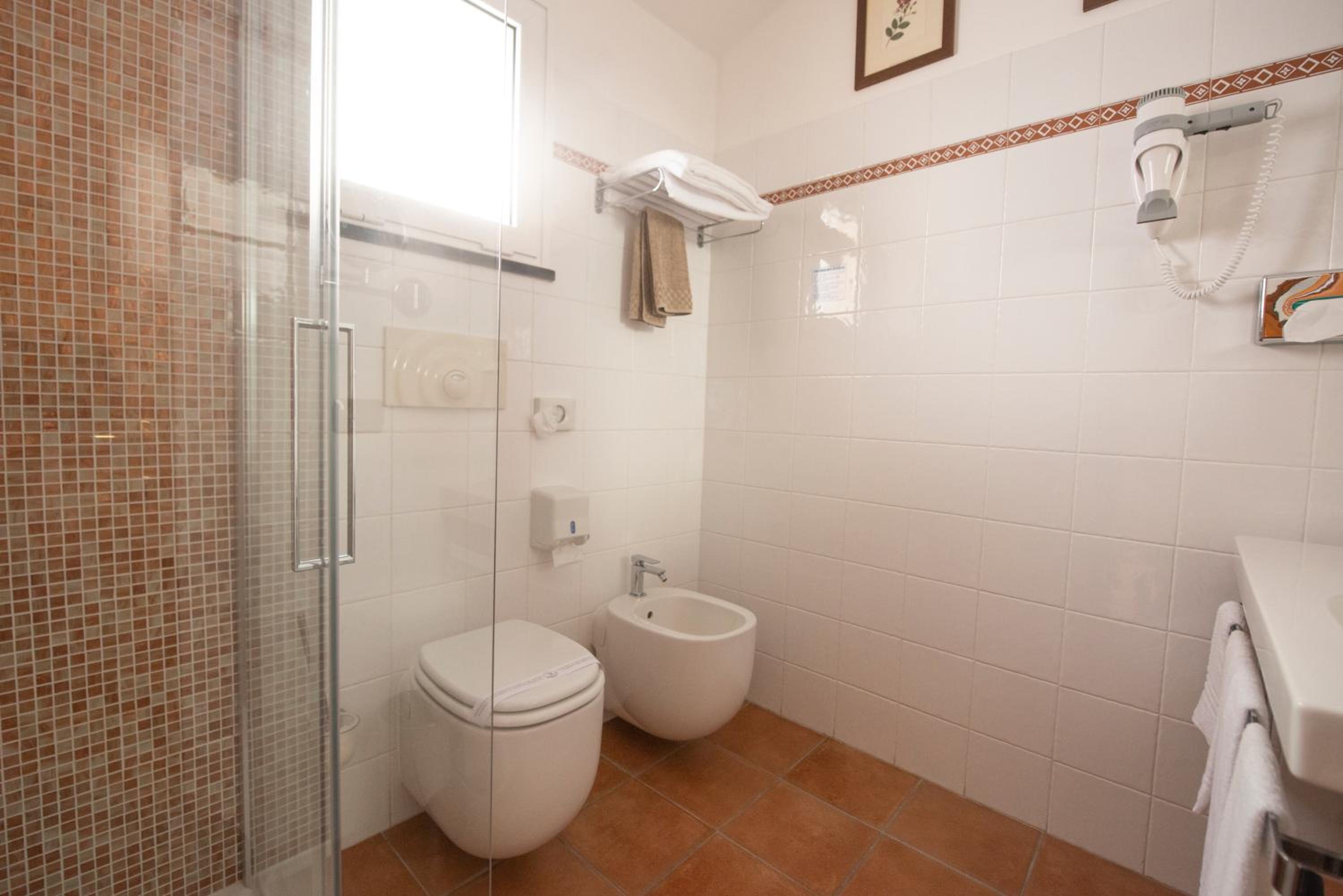 Superior Double Room - Photo 2