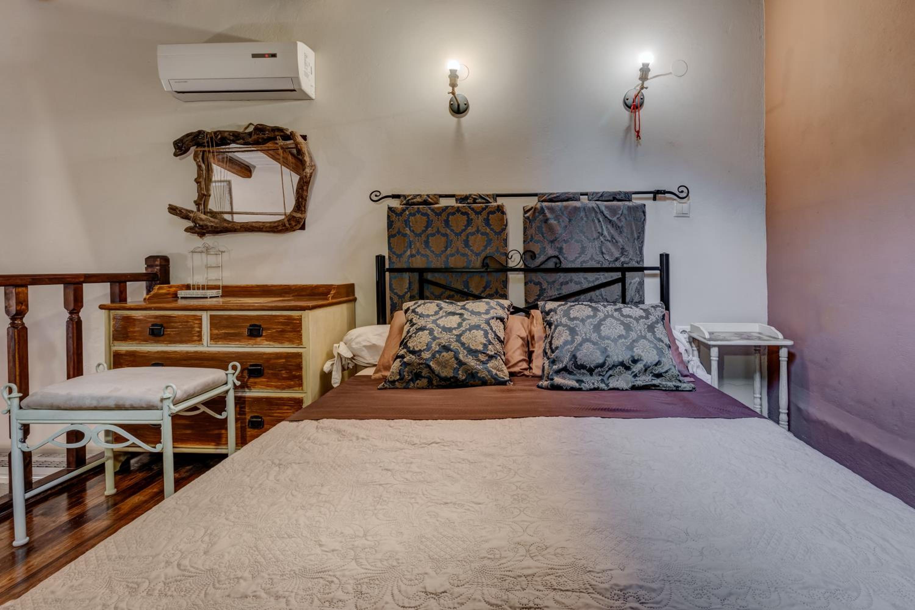 One-Bedroom House