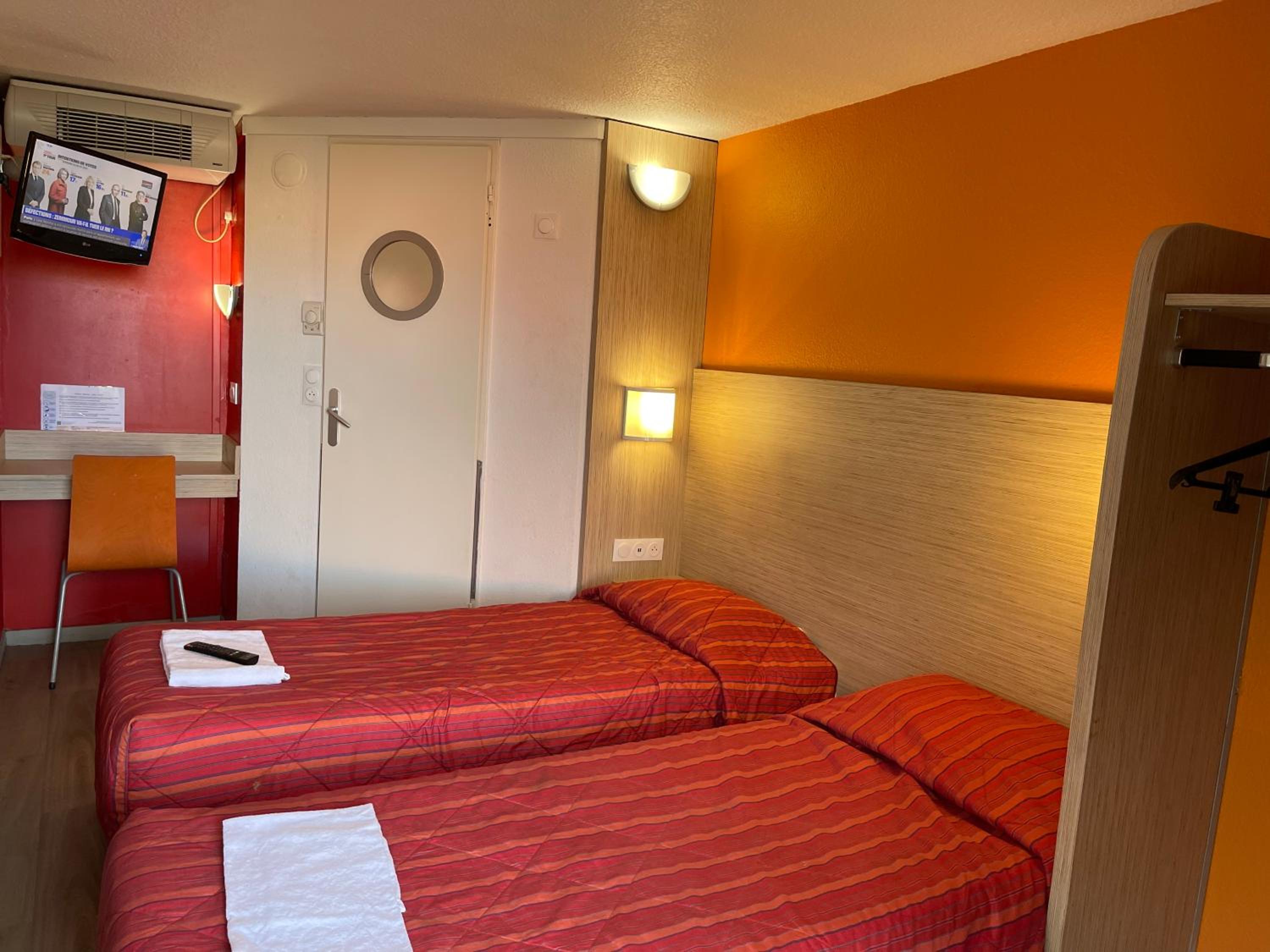 Double Room photo 3
