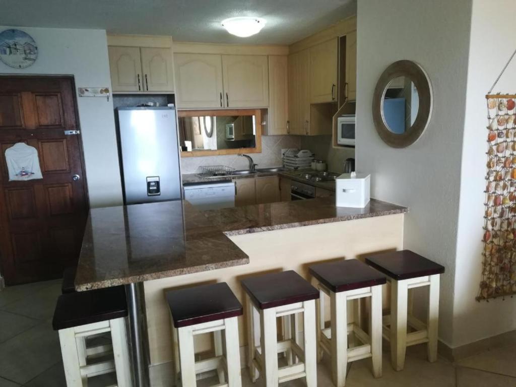 Two-Bedroom Apartment - Photo 11