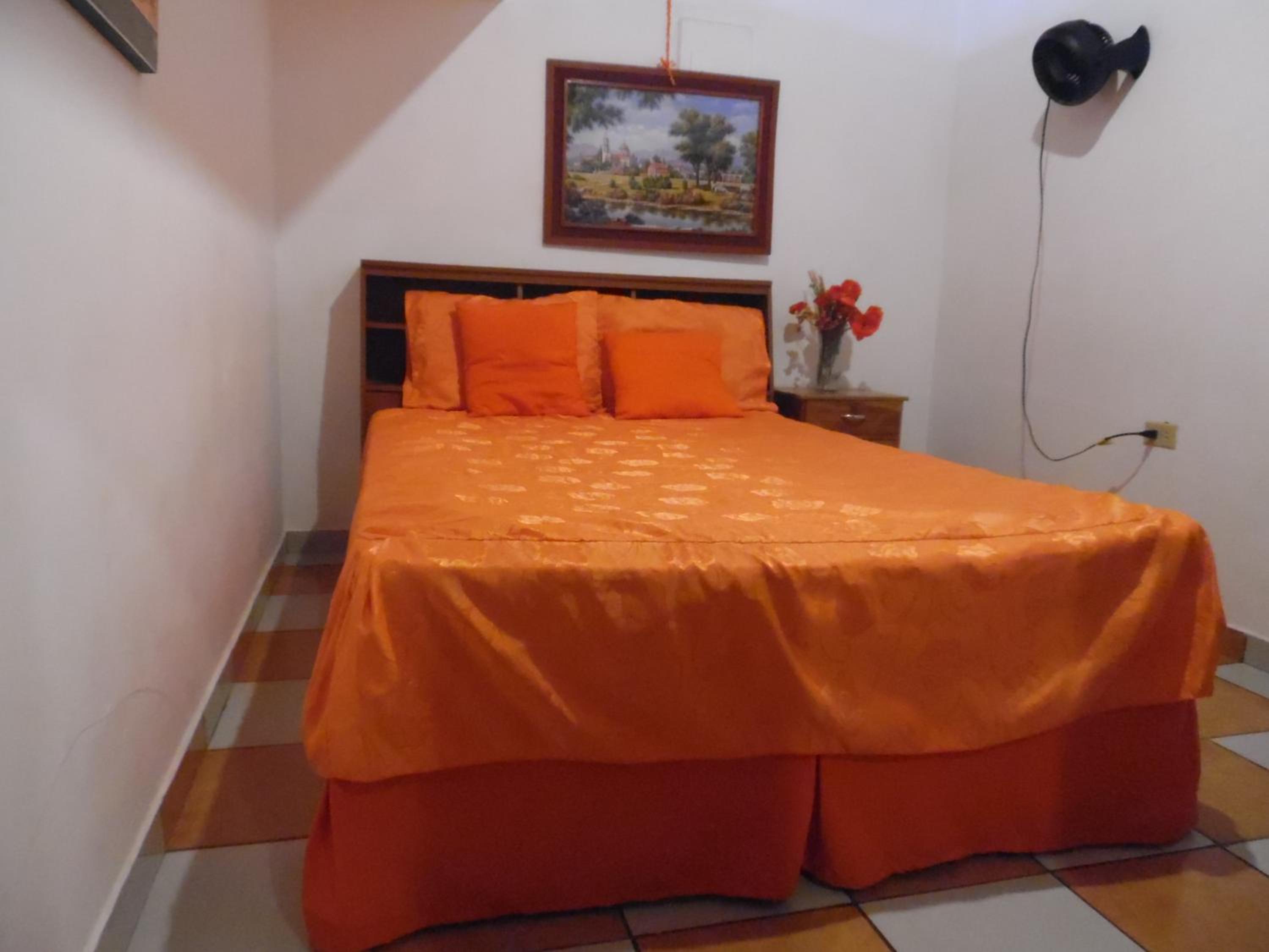 Double Room with Shared Bathroom photo 1