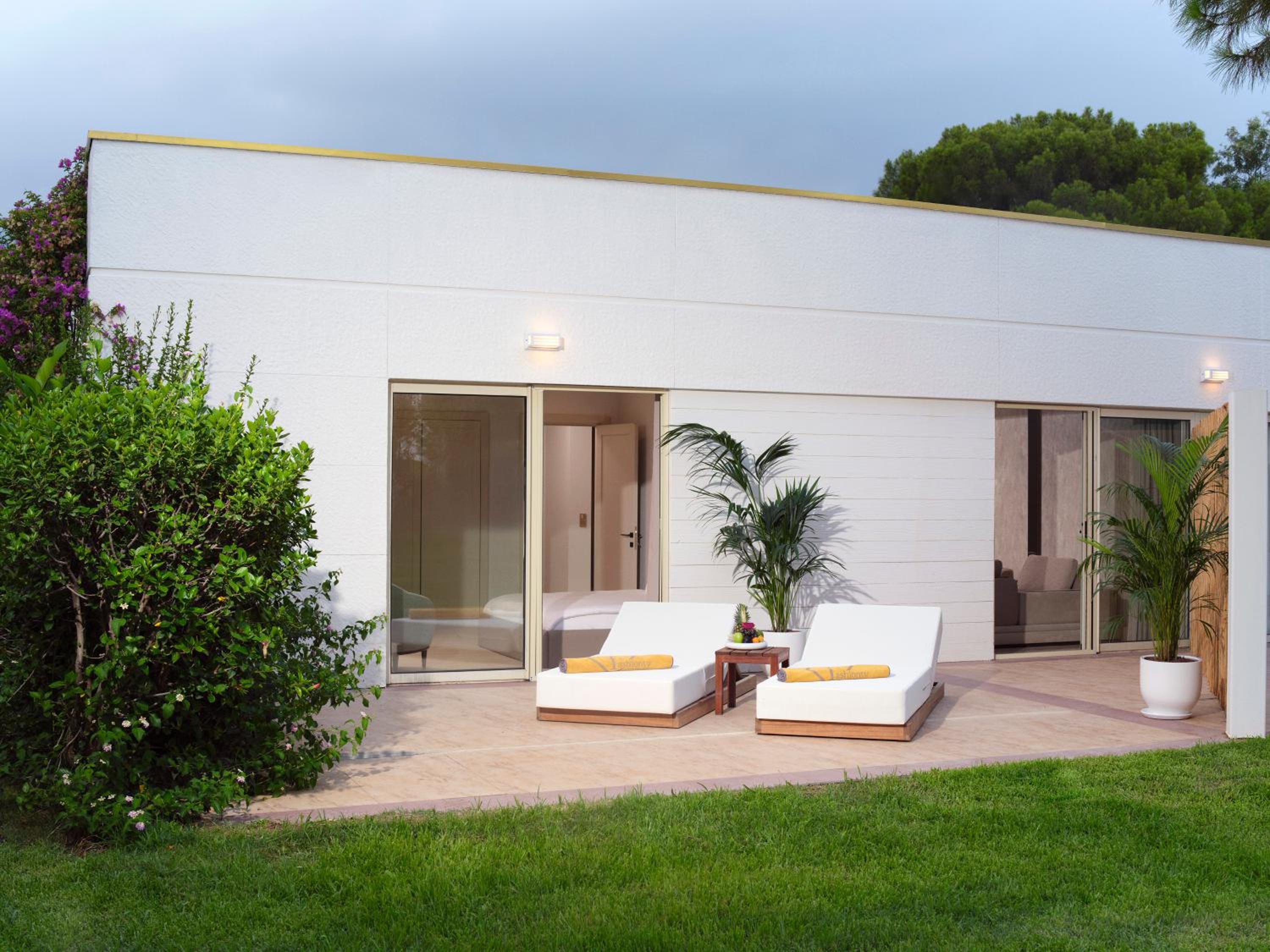 Aphel Villas 2 Bedrooms Pool Access