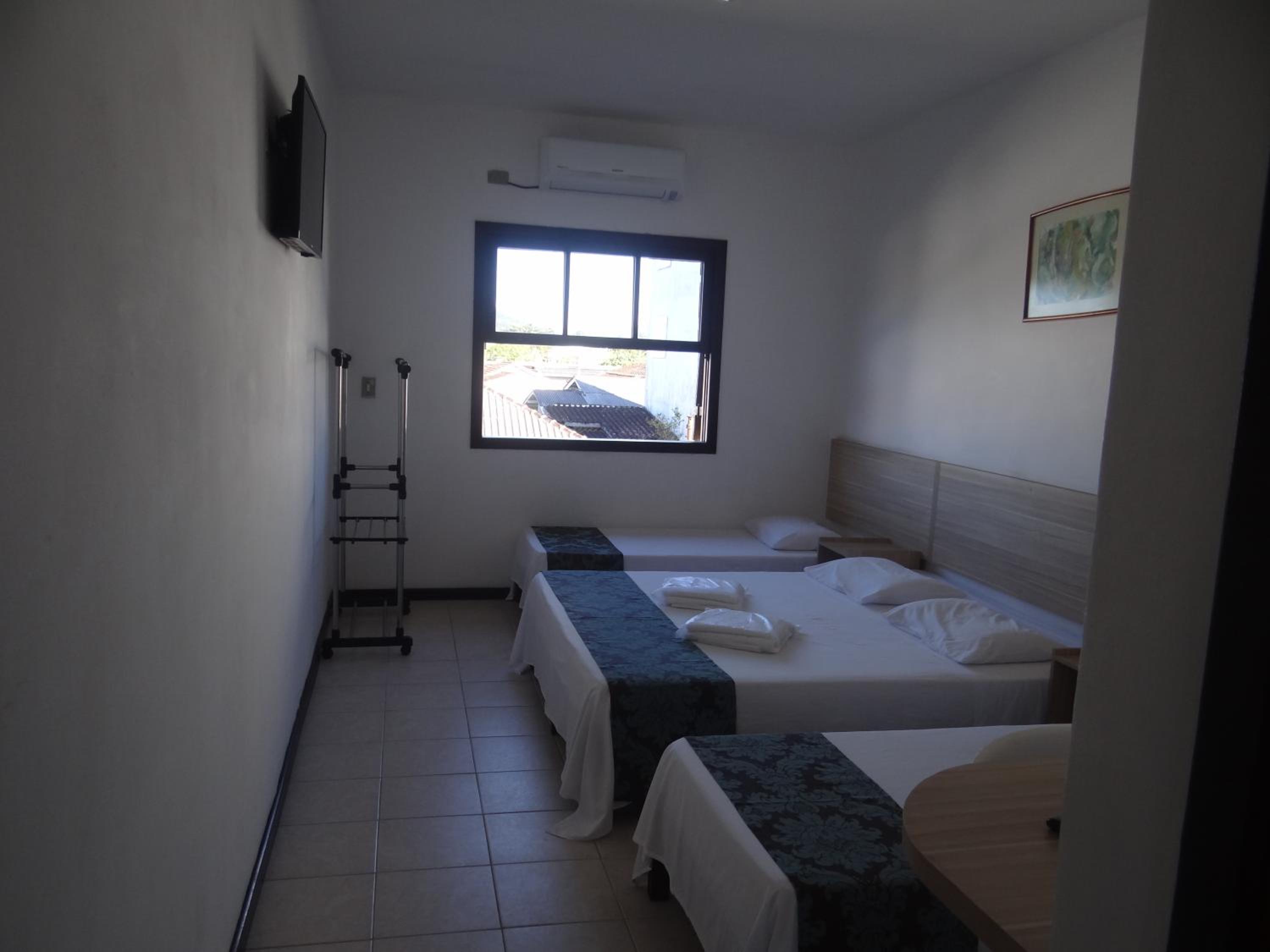 Economy Quadruple Room photo 1