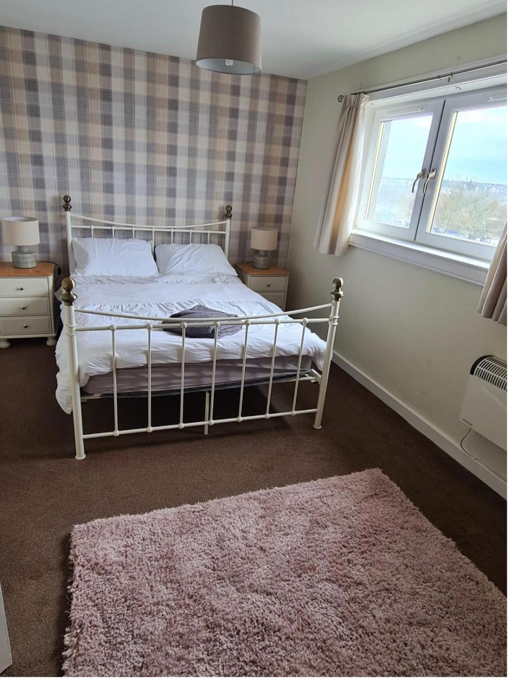 Two-Bedroom House photo 3