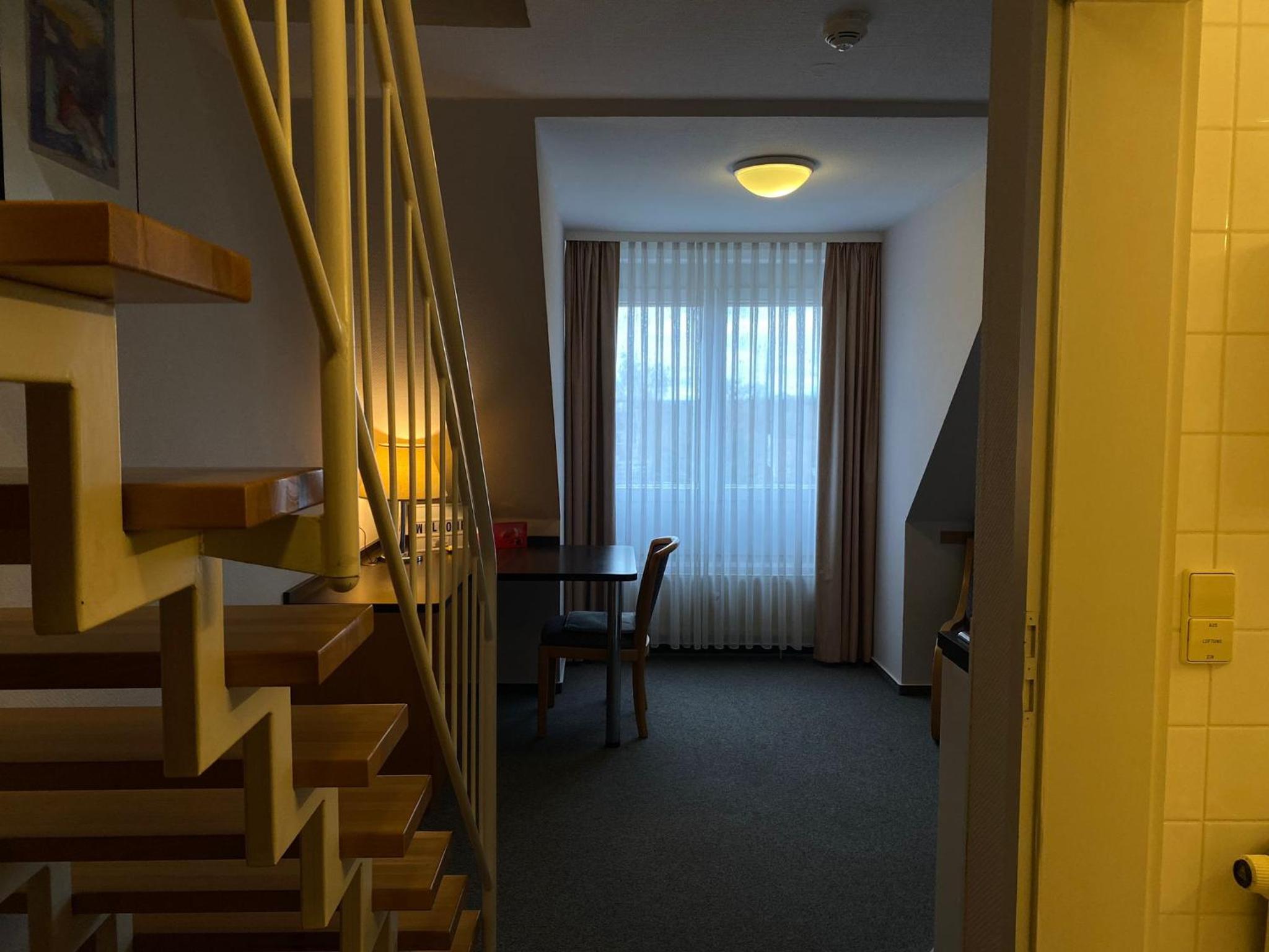 Apartment photo 2