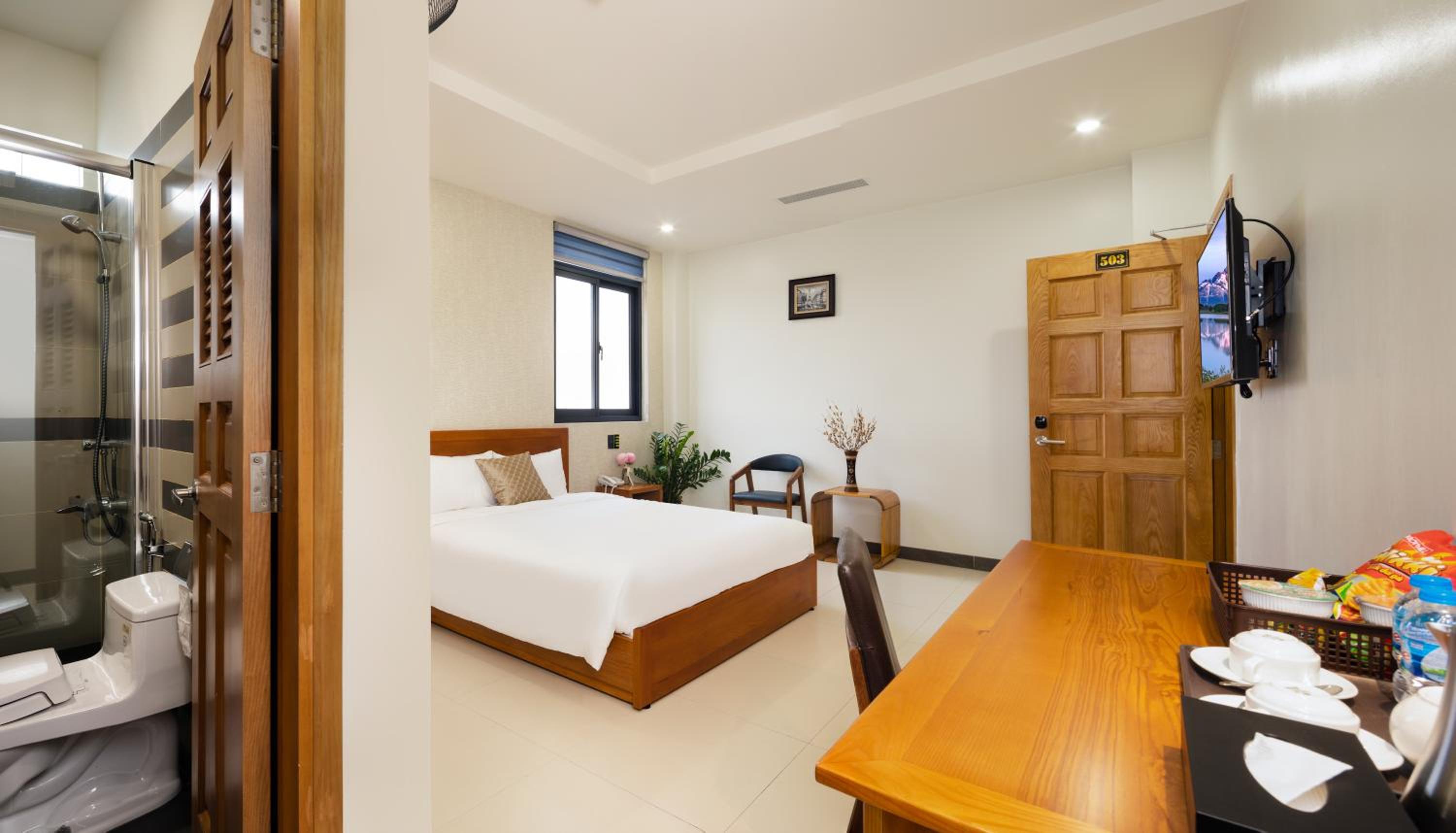Deluxe Room - Photo 4