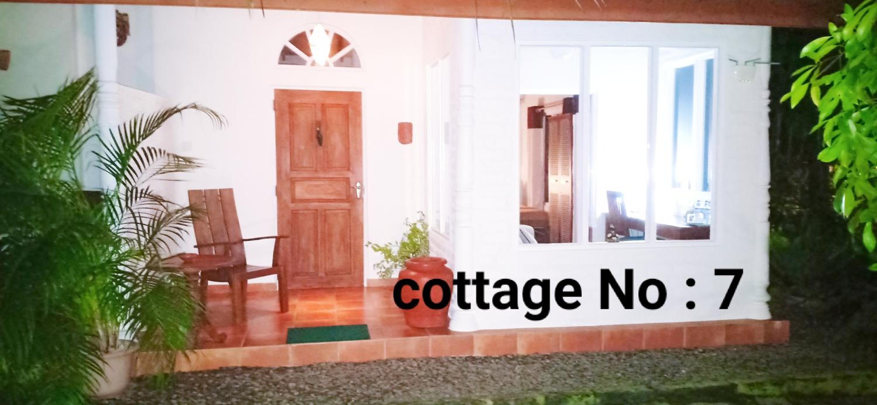 Deluxe Twin Room ( Cottage 07) photo 3