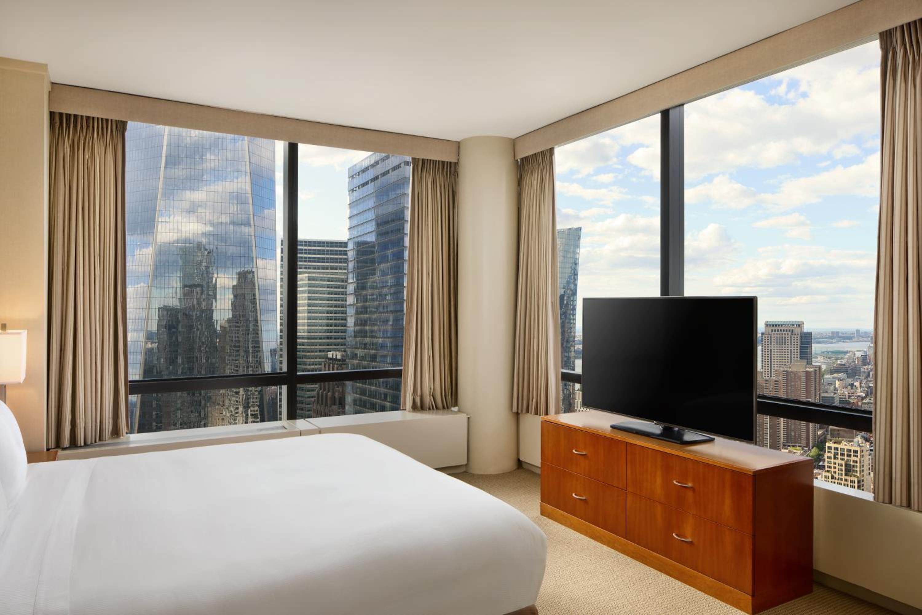 Junior Suite With City View