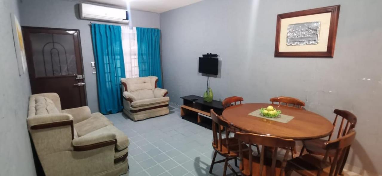 Two-Bedroom House photo 1