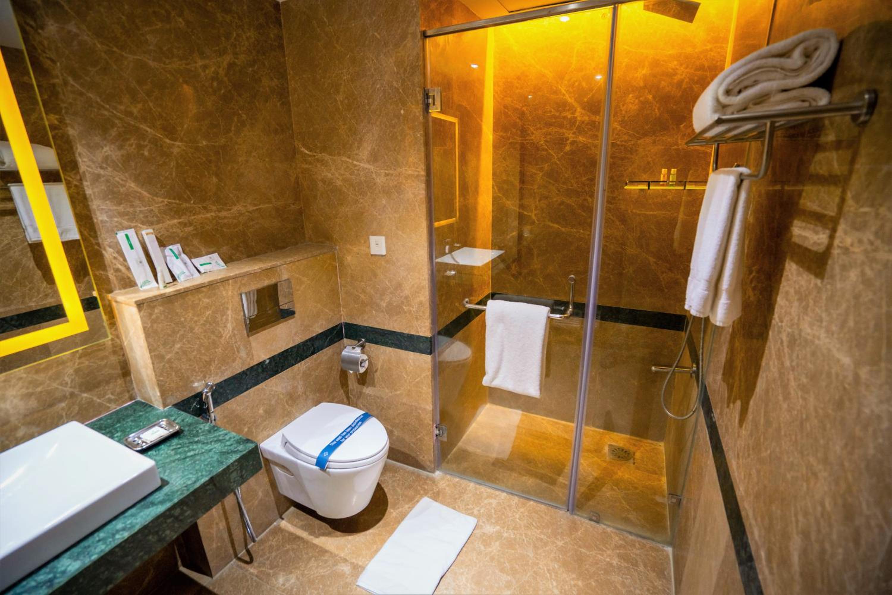 Junior Suite - Photo 2