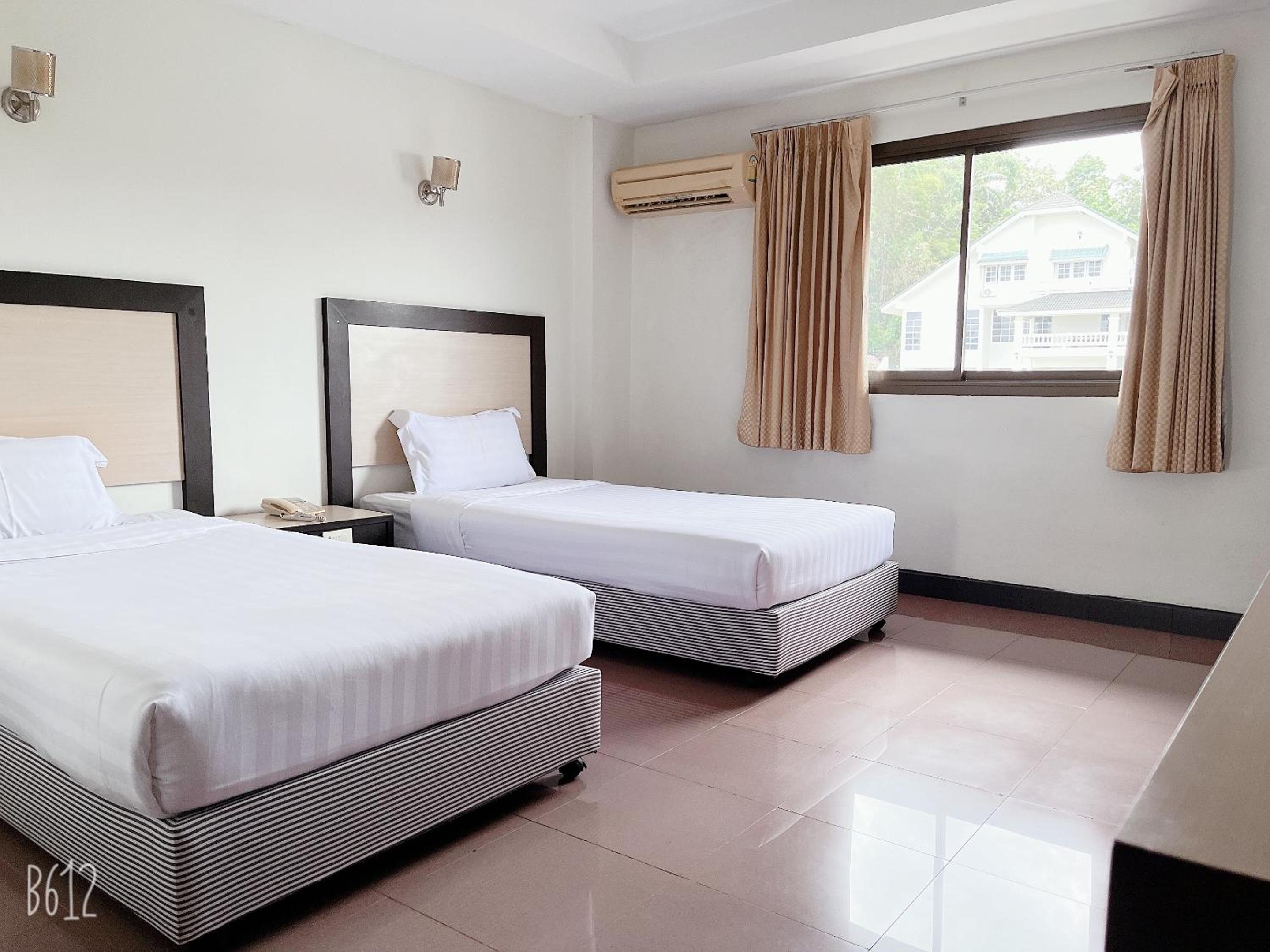 Double Or Twin Room With Bathroom