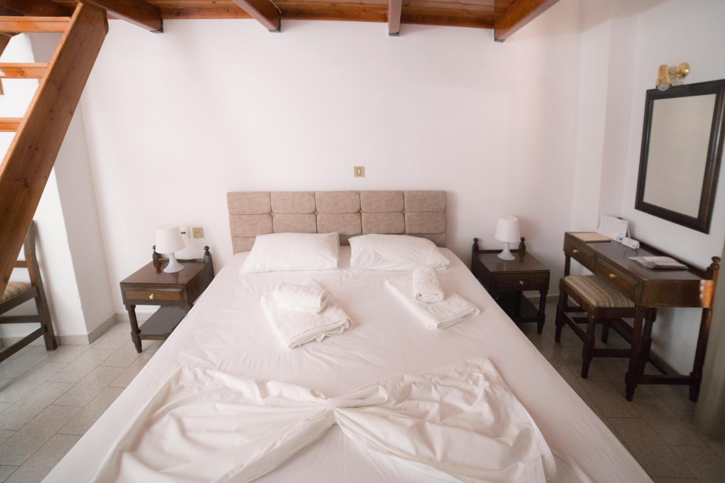 Quadruple Room - Photo 4