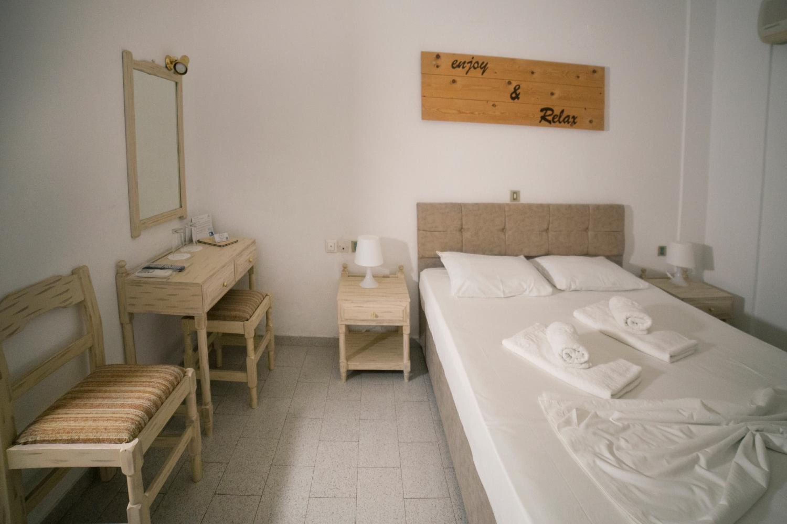 Double Room - Photo 19