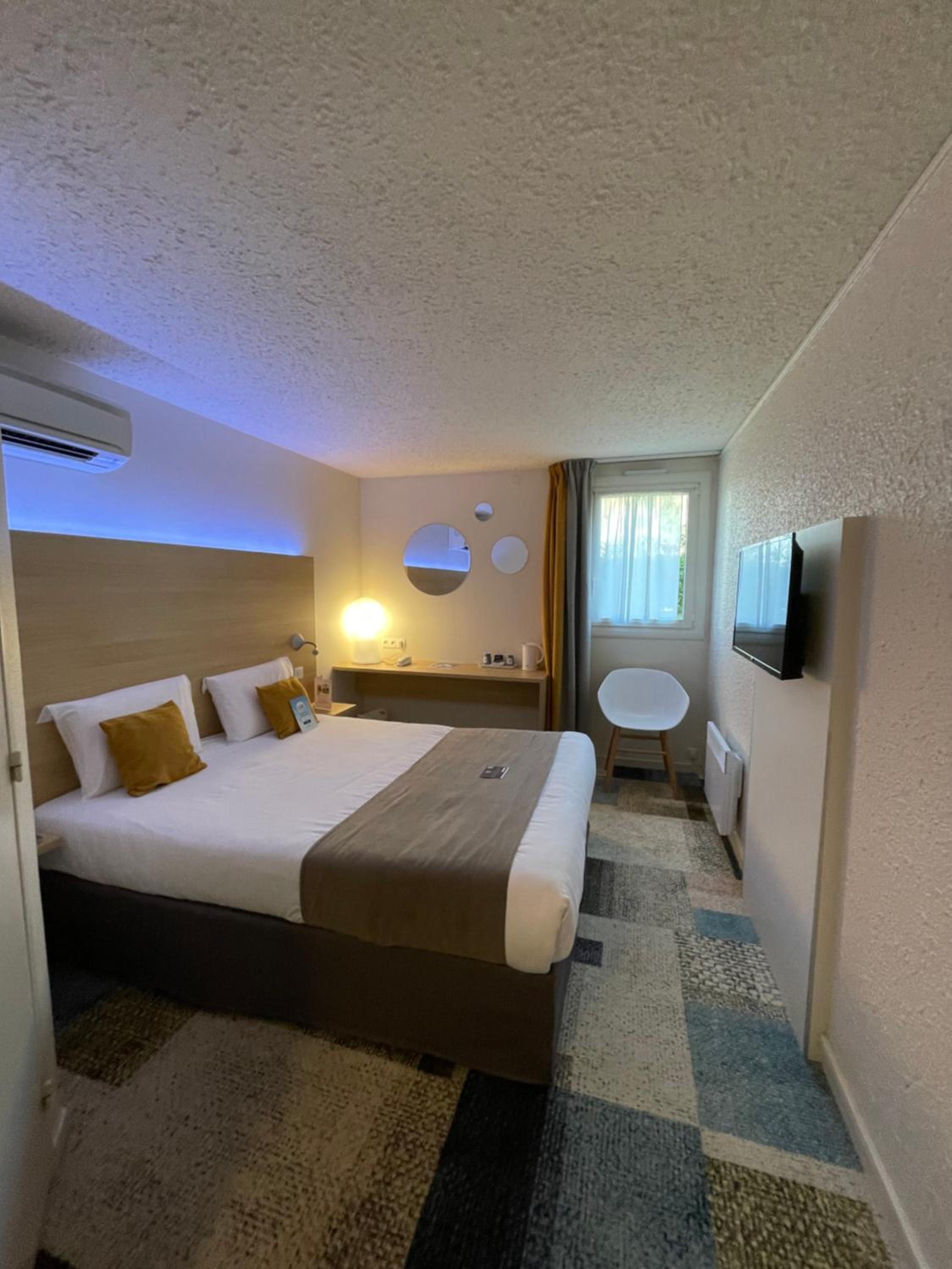 Double Room - Photo 5