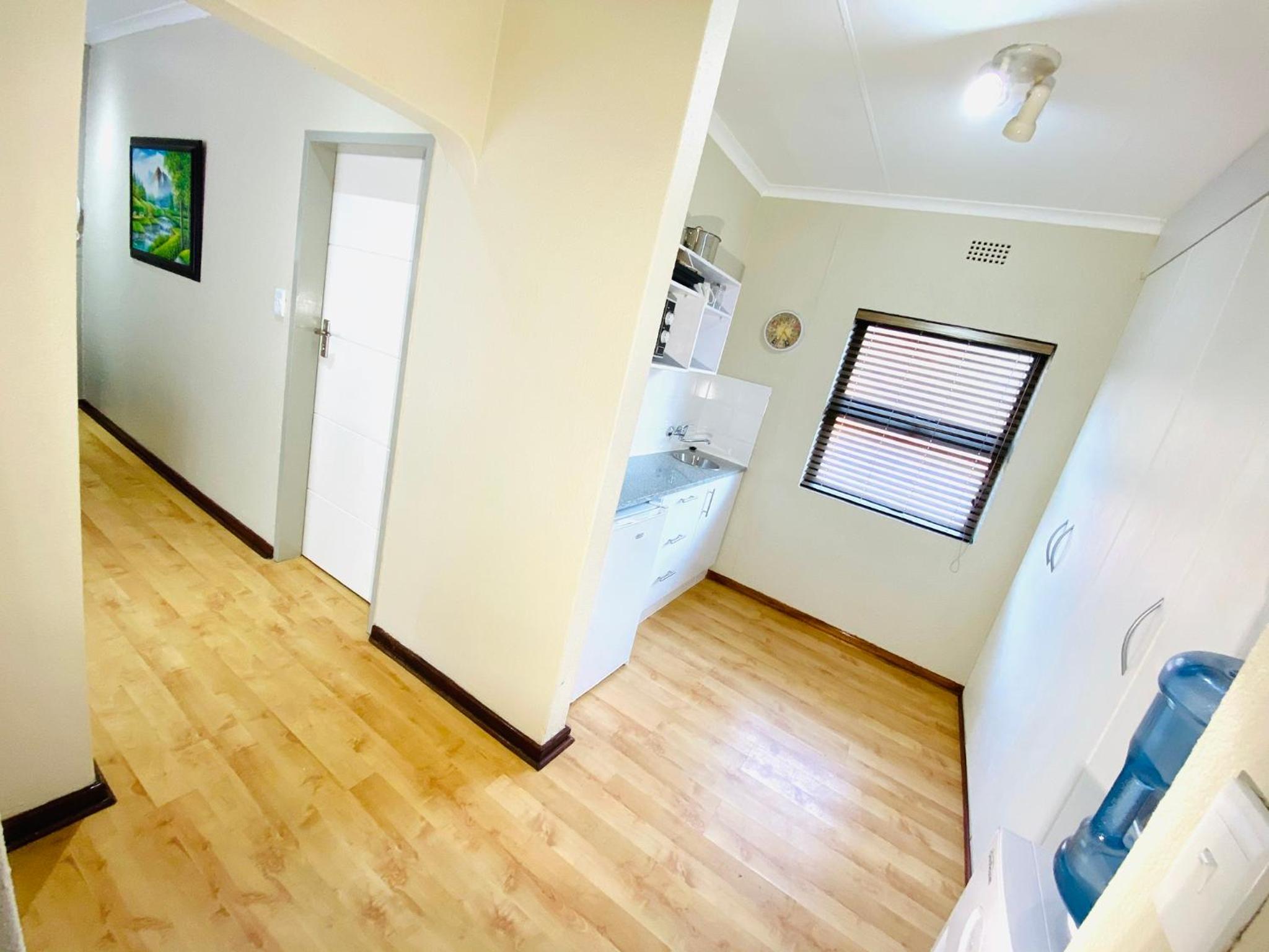 Honeymoon Studio - Photo 4