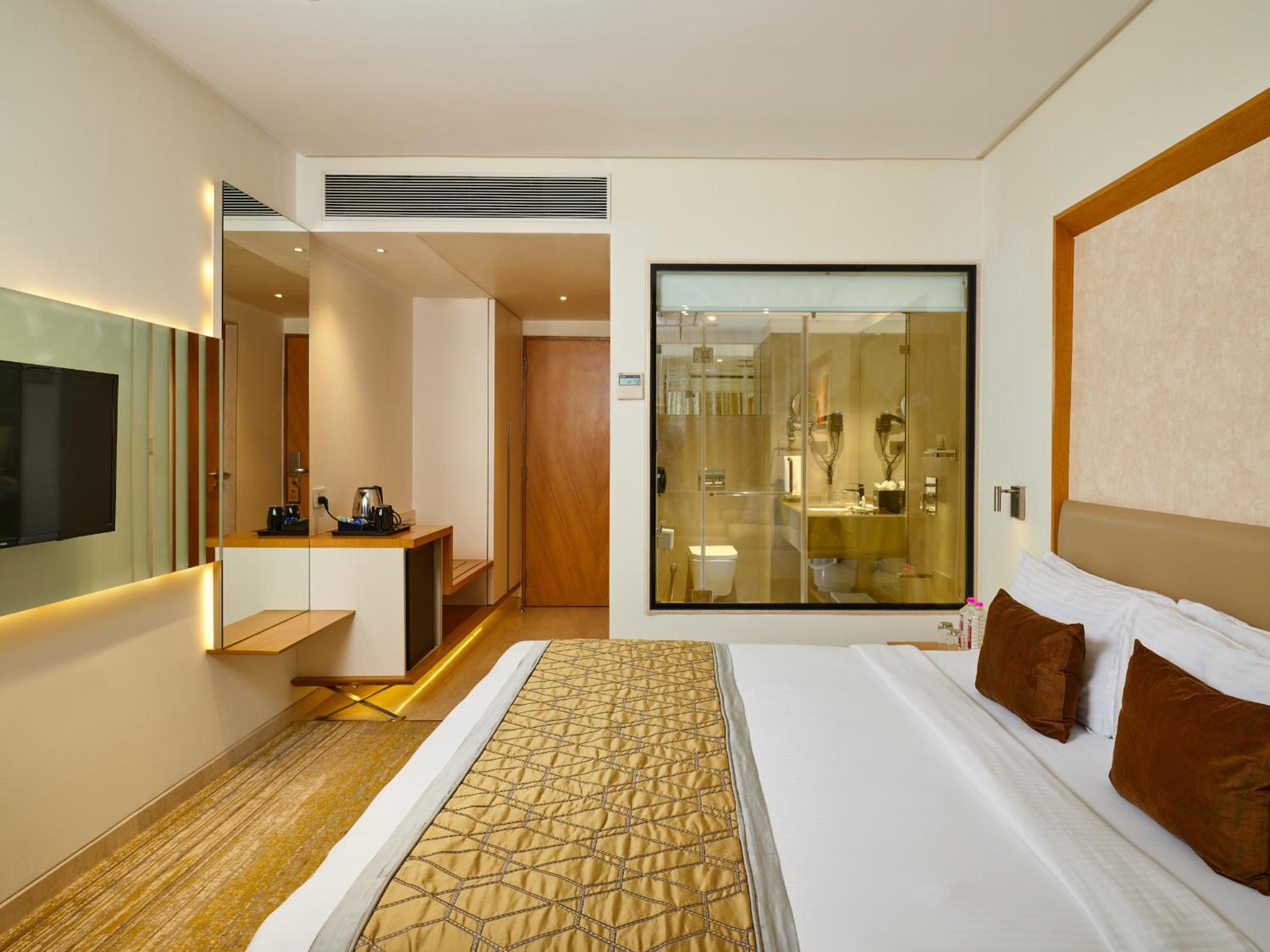 Premium Room with Bathtub