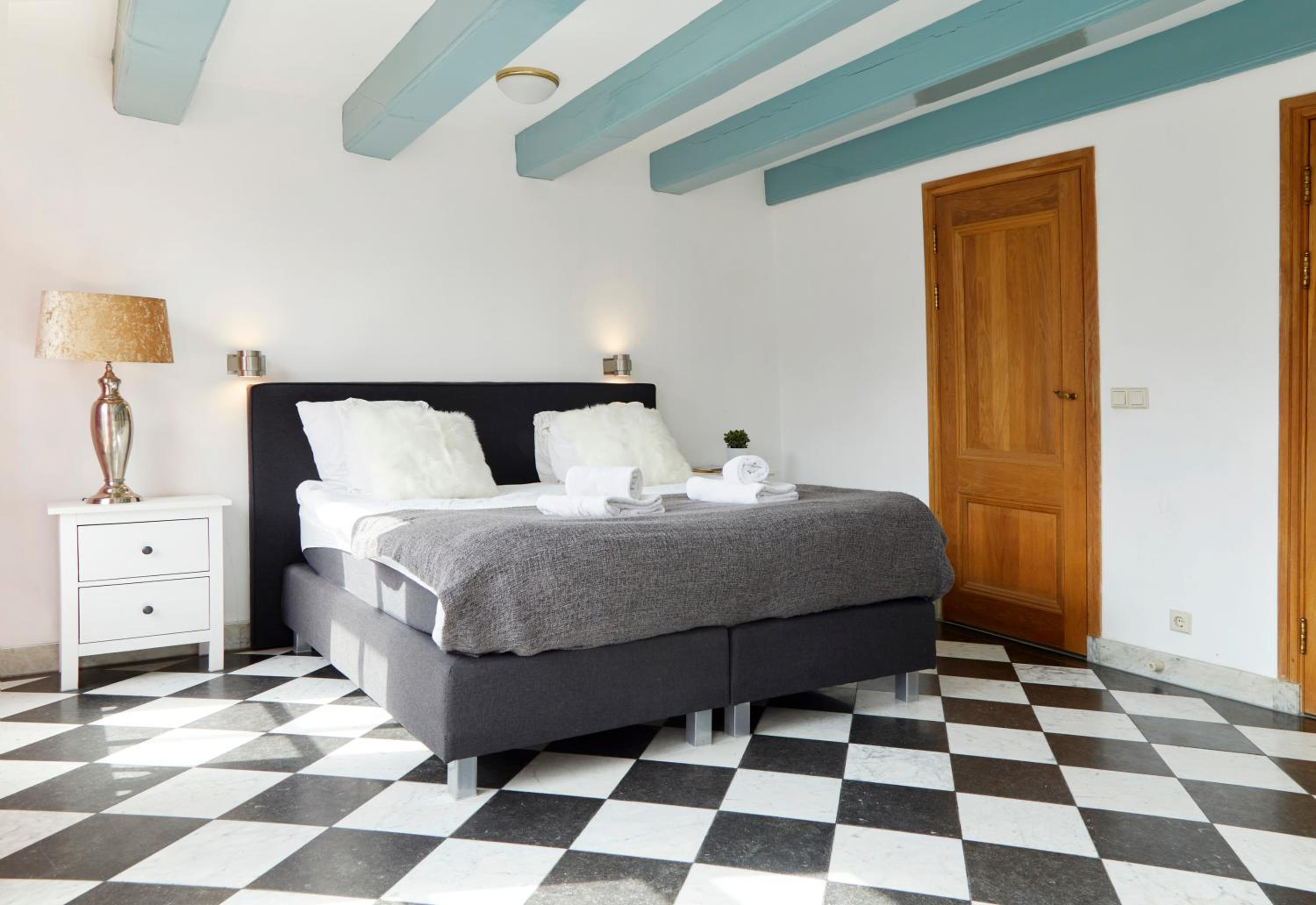 Deluxe Double Room with Bath photo 3