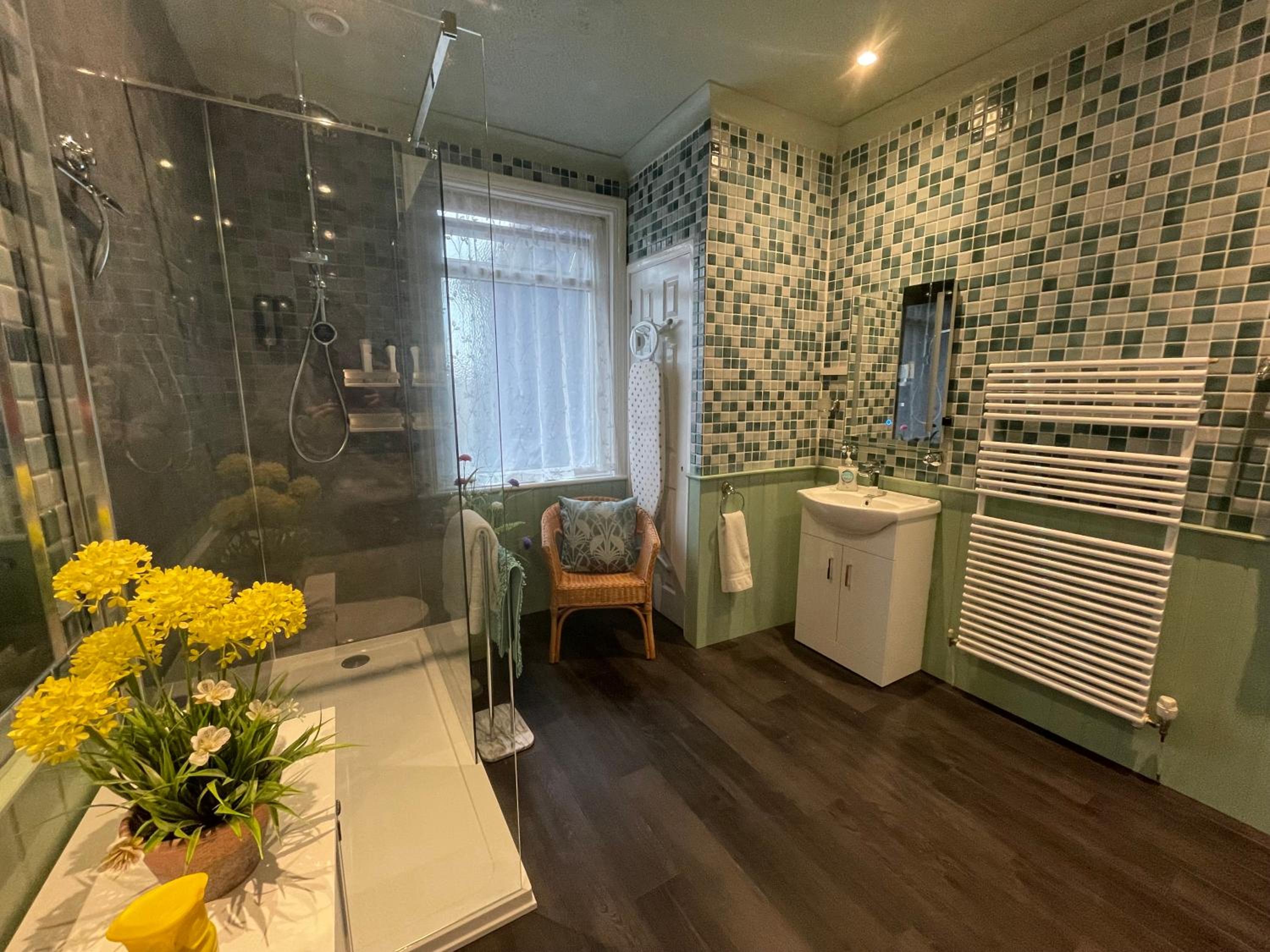 Double Room With Private Bathroom photo 2