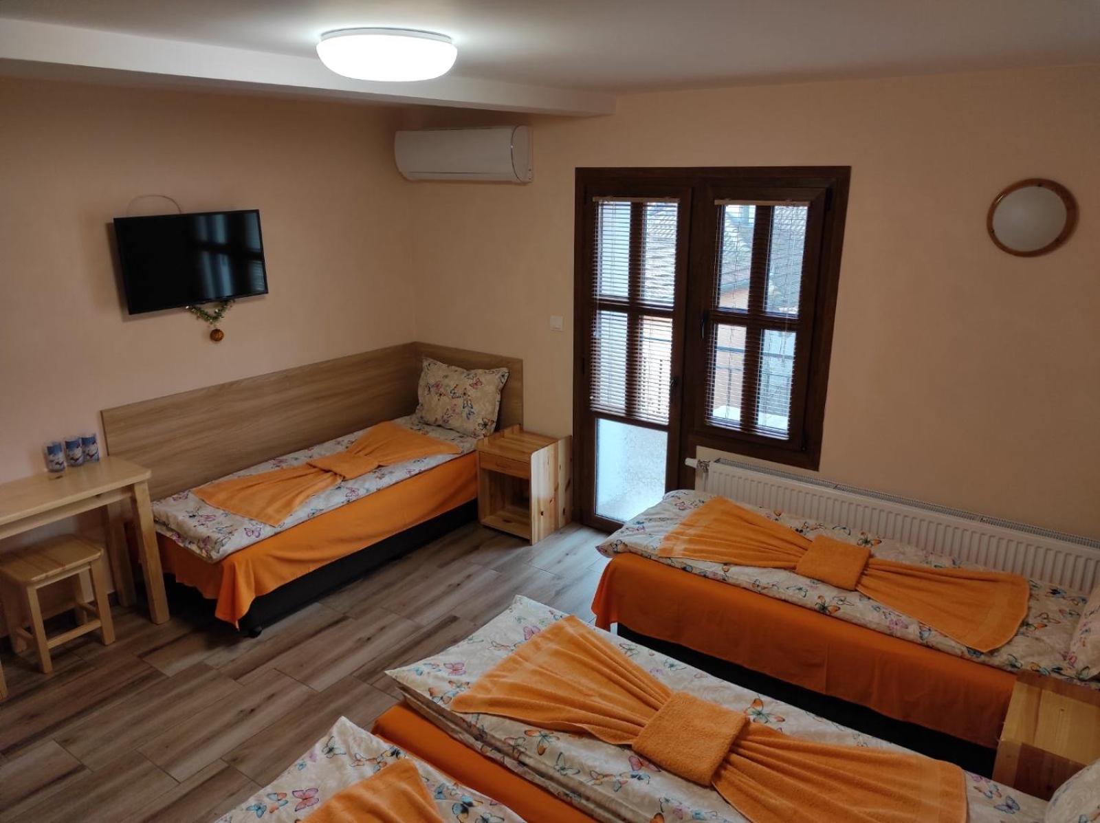 Classic Quadruple Room photo 1