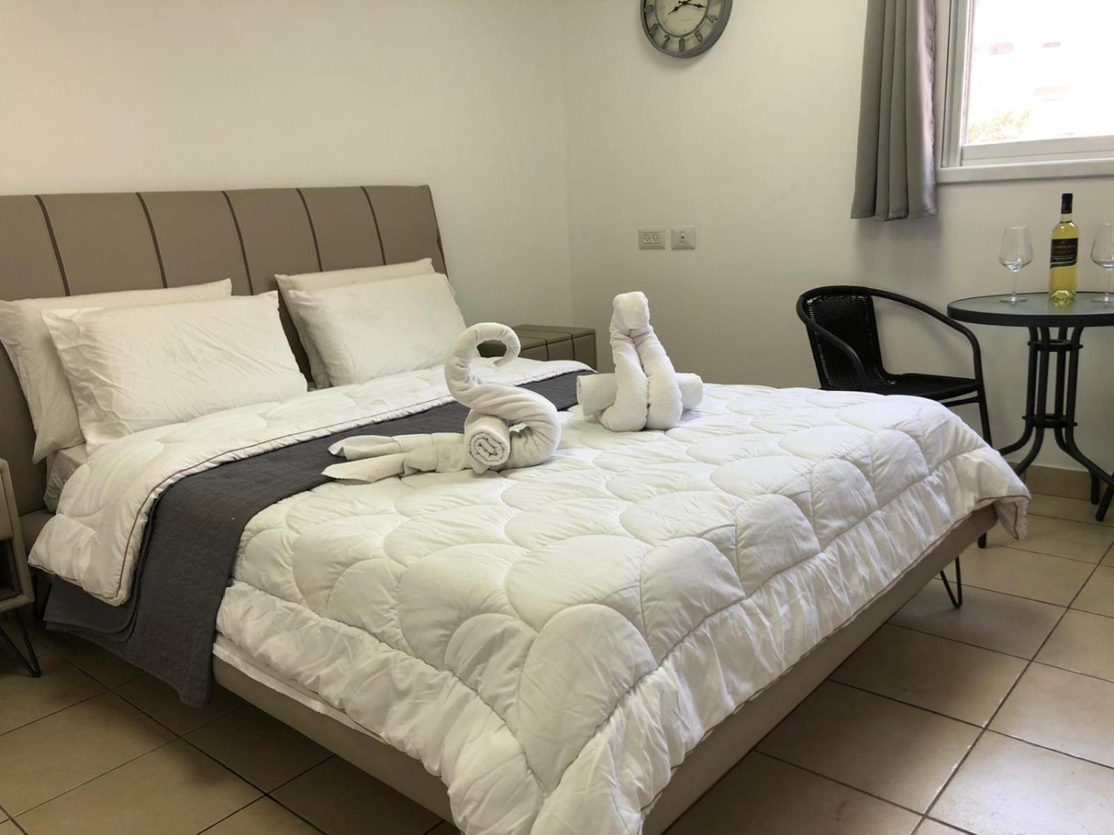 Deluxe Suite - Photo 2